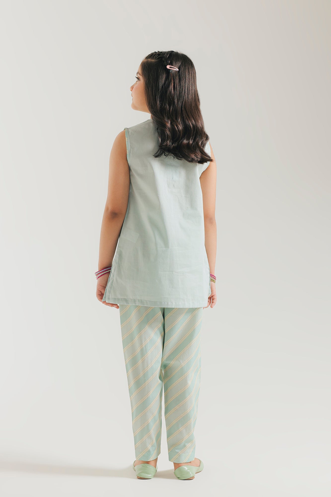 EMBROIDERED SUIT (E1583/402/617 E1583/302/617)