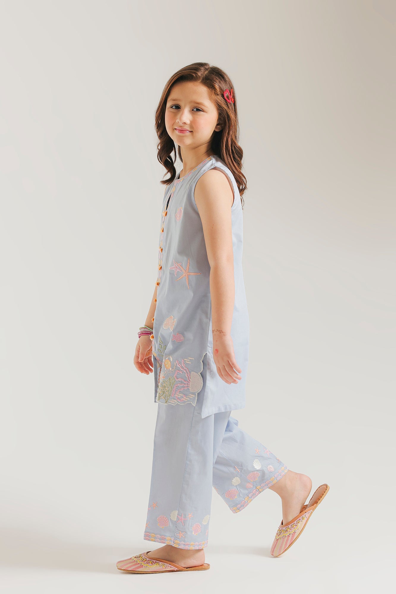 EMBROIDERED SUIT (E1592/402/635 E1592/302/635)