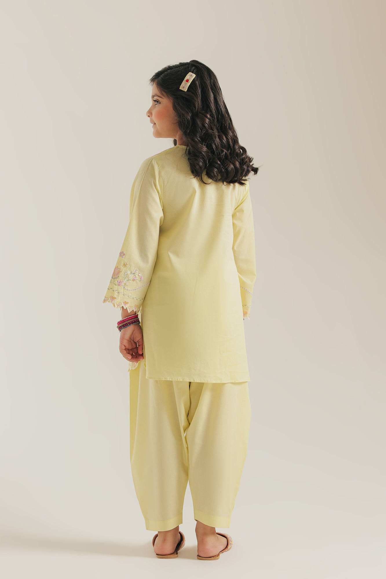EMBROIDERED SUIT (E1607/402/109 E1607/302/109)