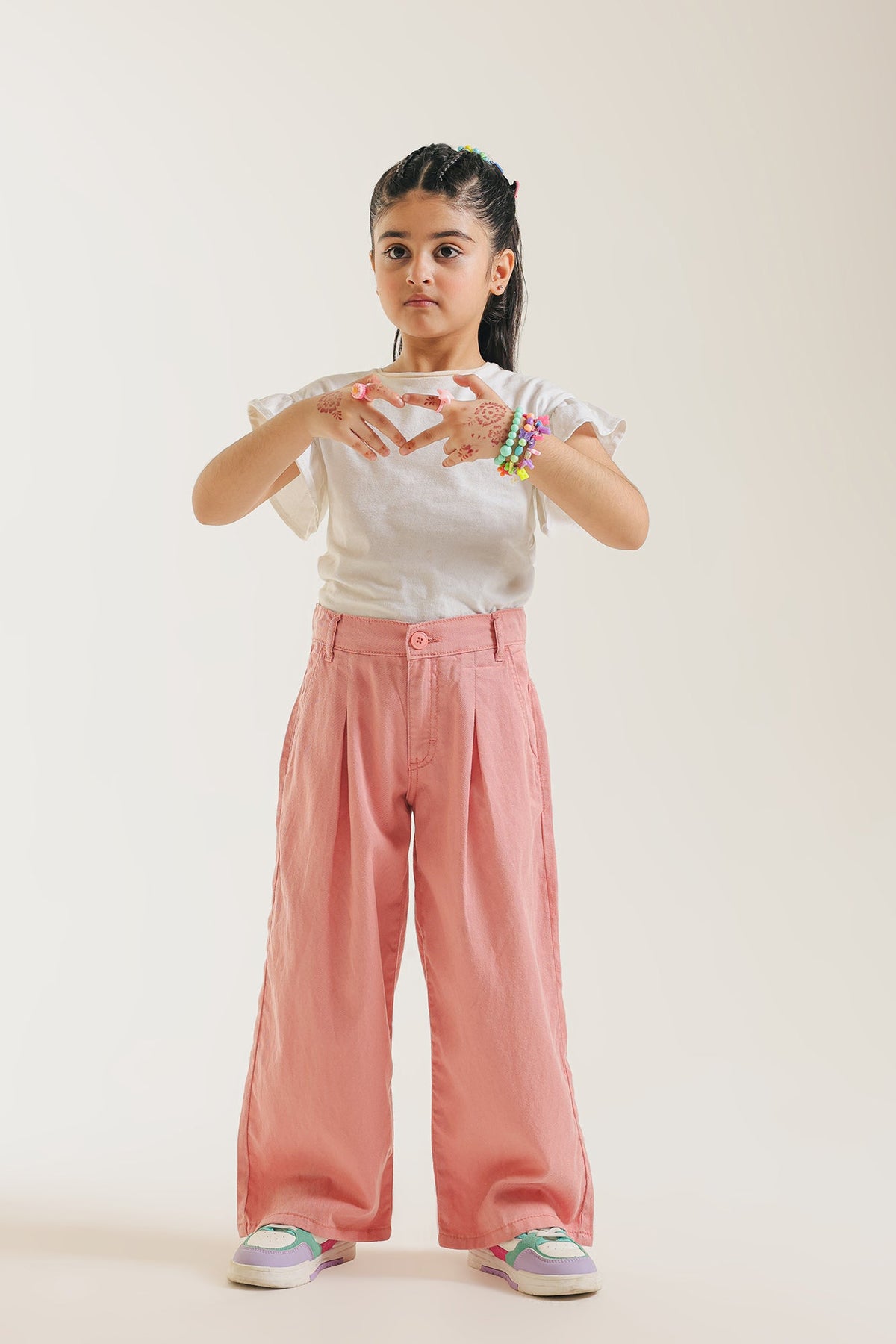 RELAXED FIT JEANS (E1608/401/424)