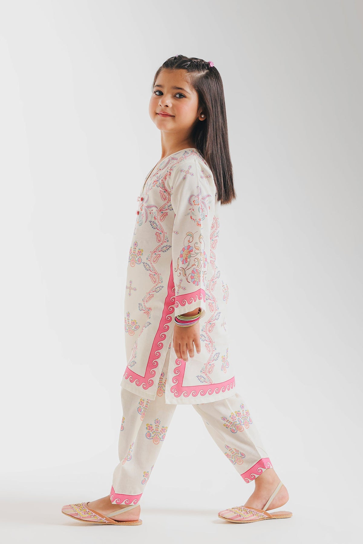 Ethnic