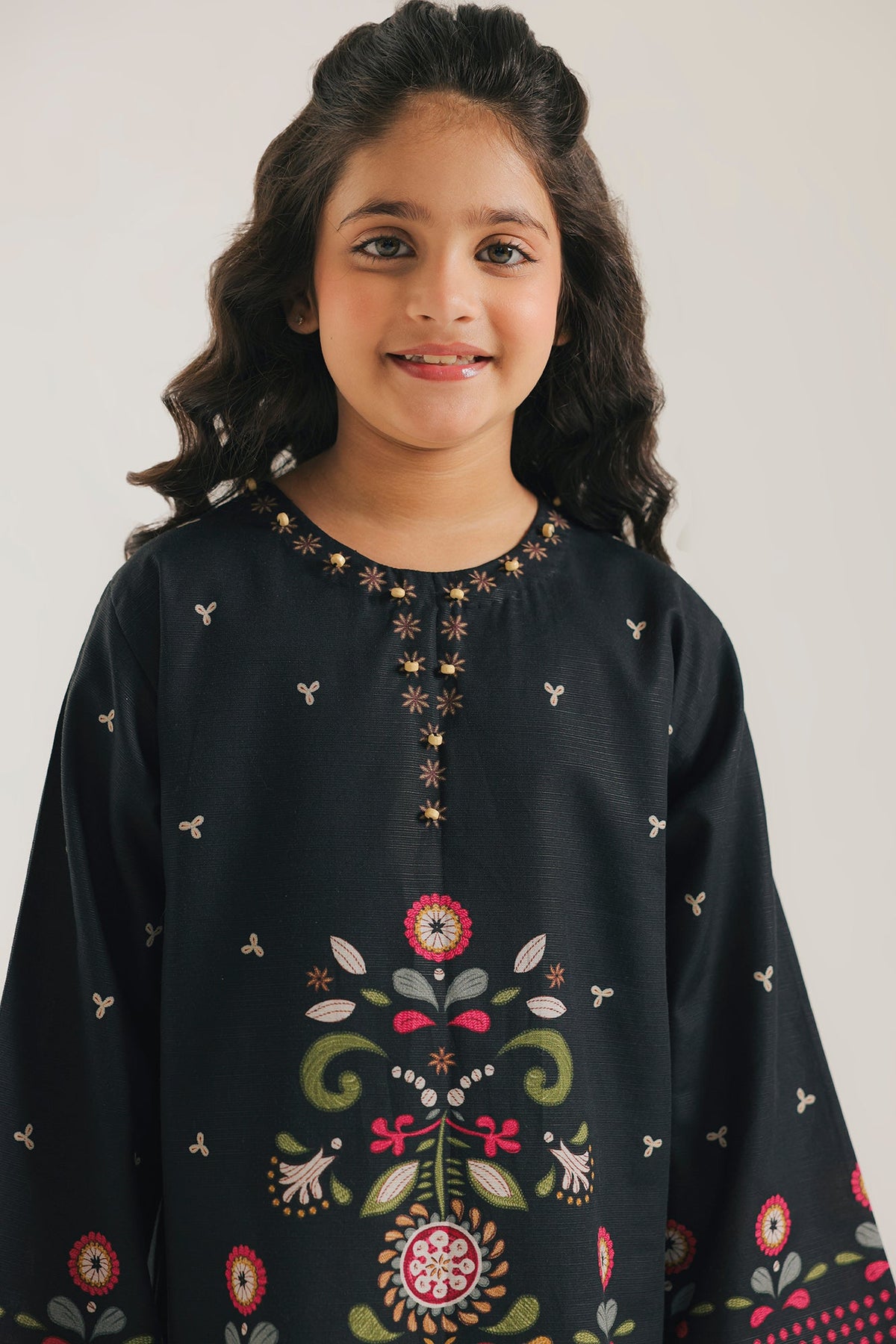 EMBROIDERED SUIT (E1808-402-902 E1808-302-902)