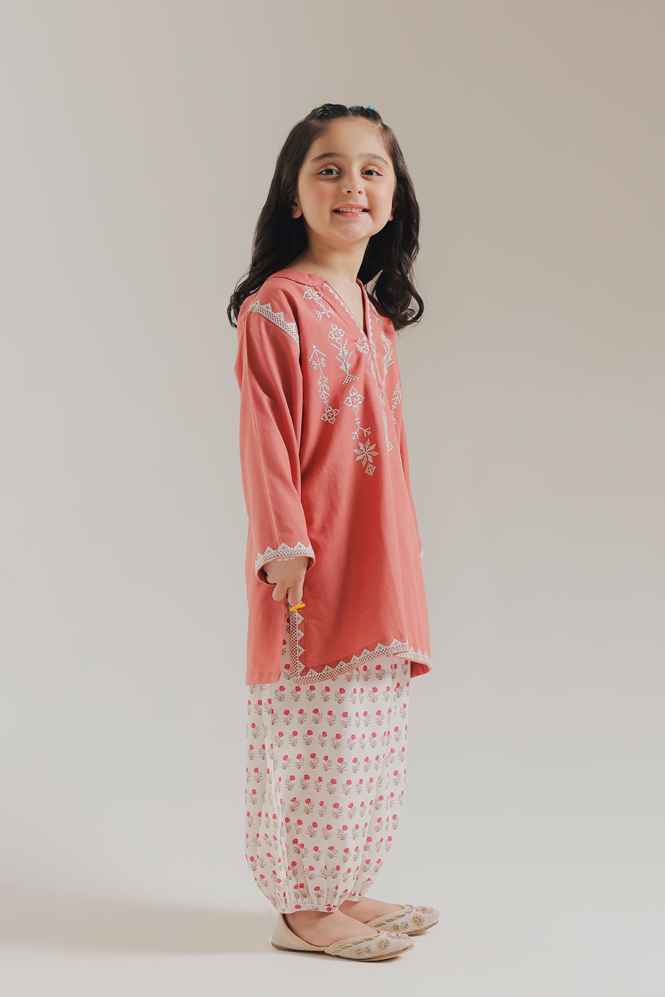 EMBROIDERED SUIT (E1816-402-314 E1816-302-314)