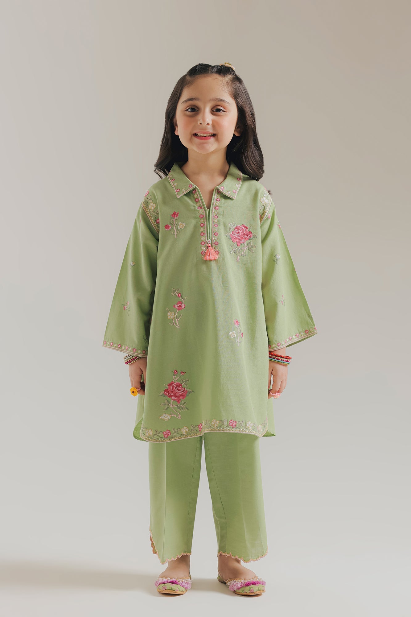 EMBROIDERED SUIT (E1823-402-130 E1823-302-130)
