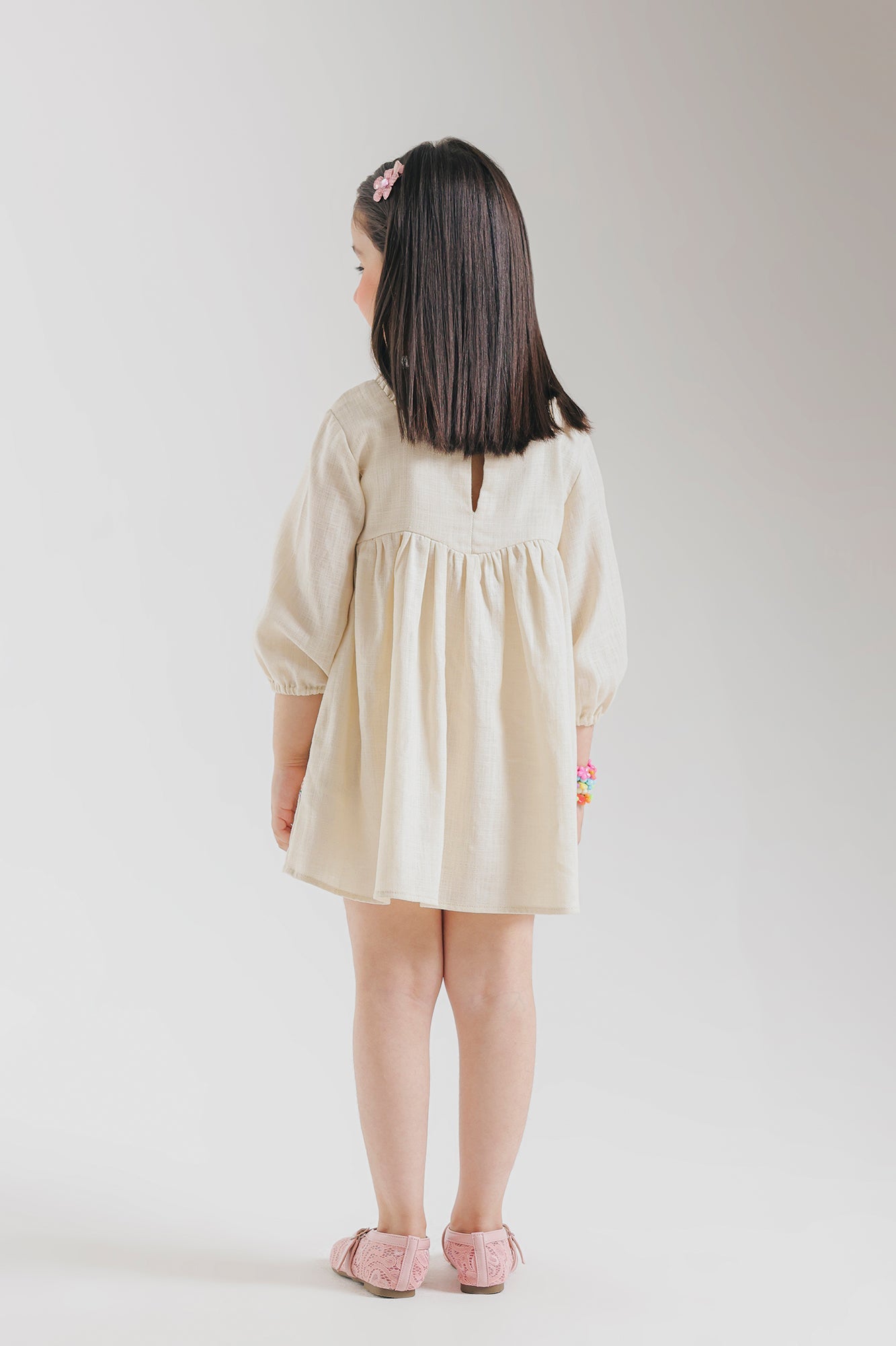 DRESS (E1830/301/002)