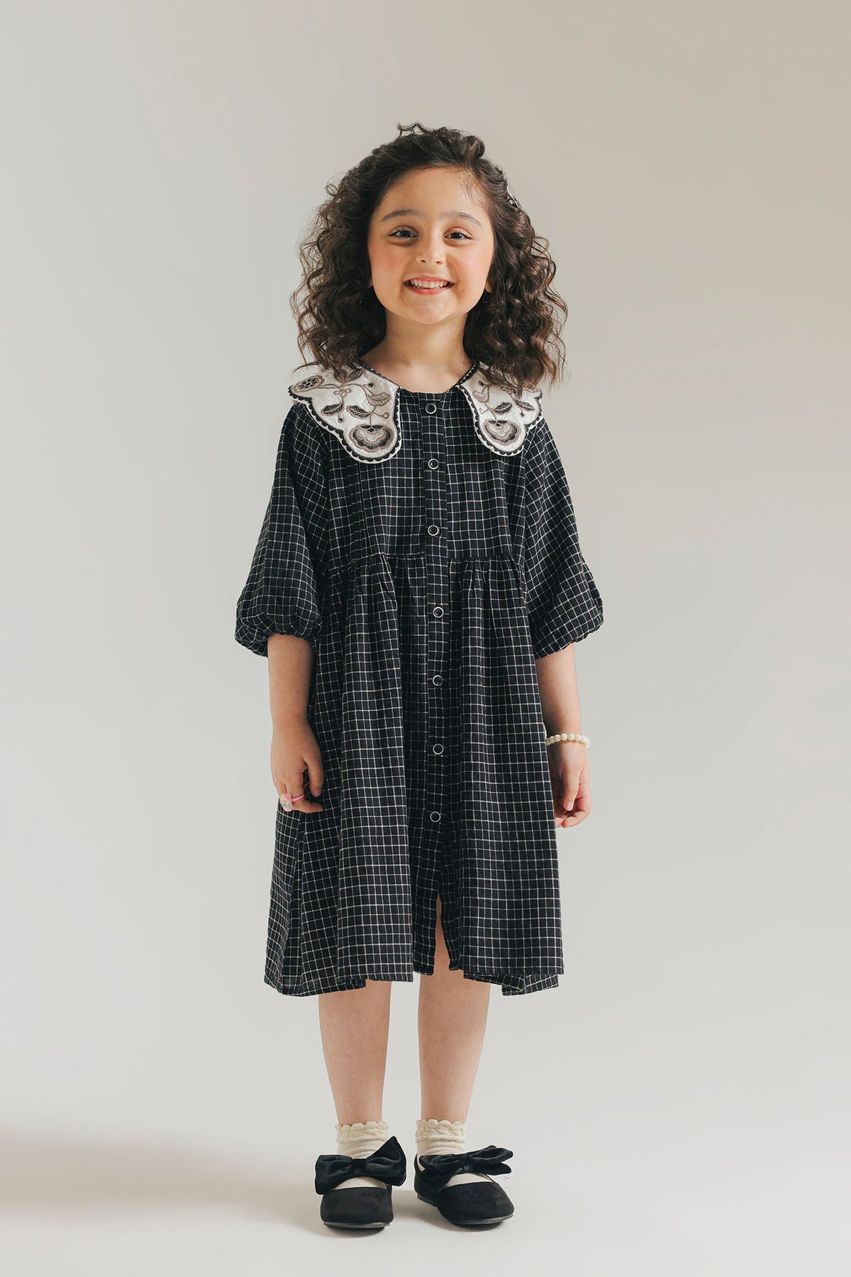 DRESS (E1988/401/001)