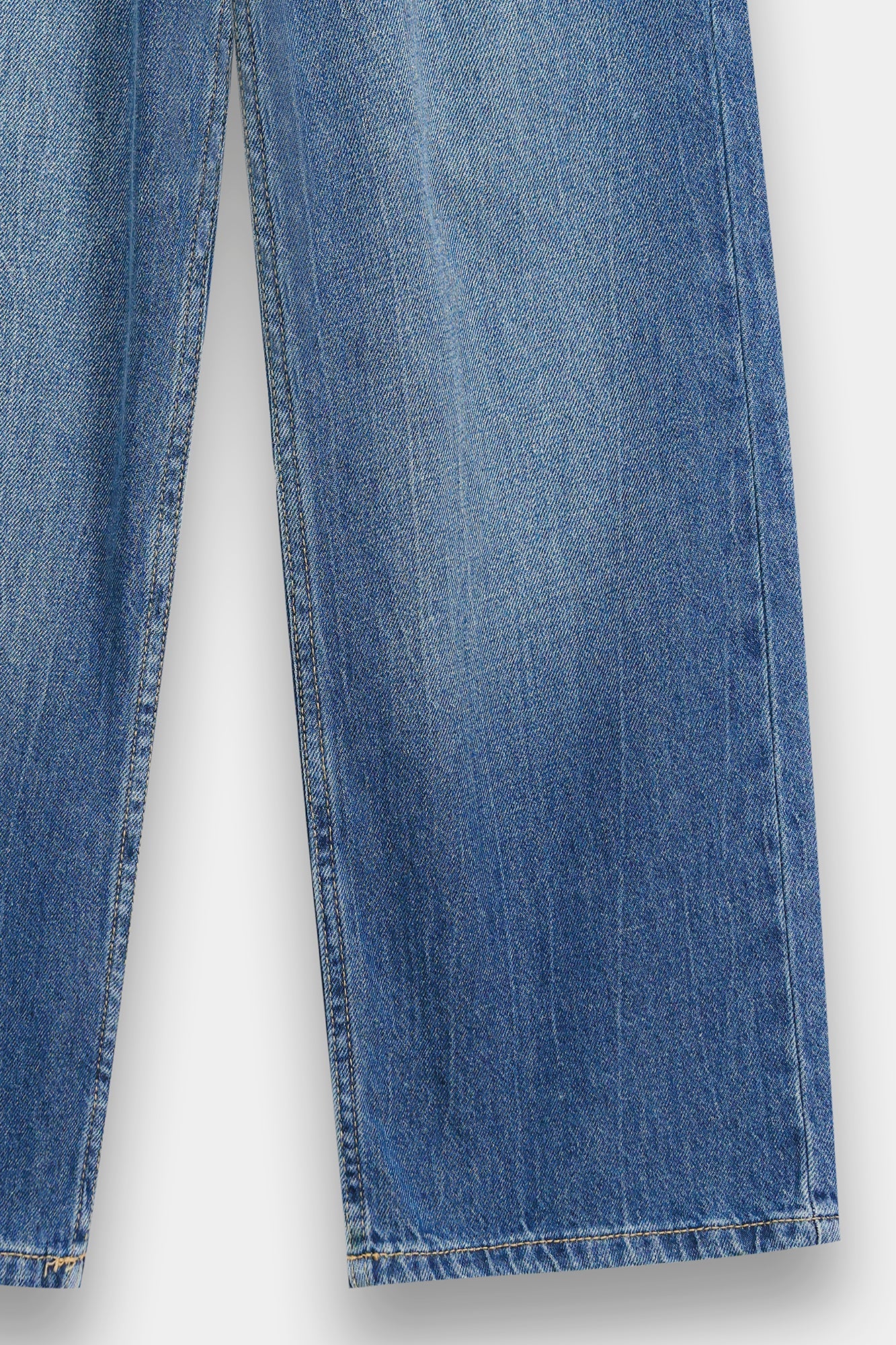 JEANS (E2053/401/622)
