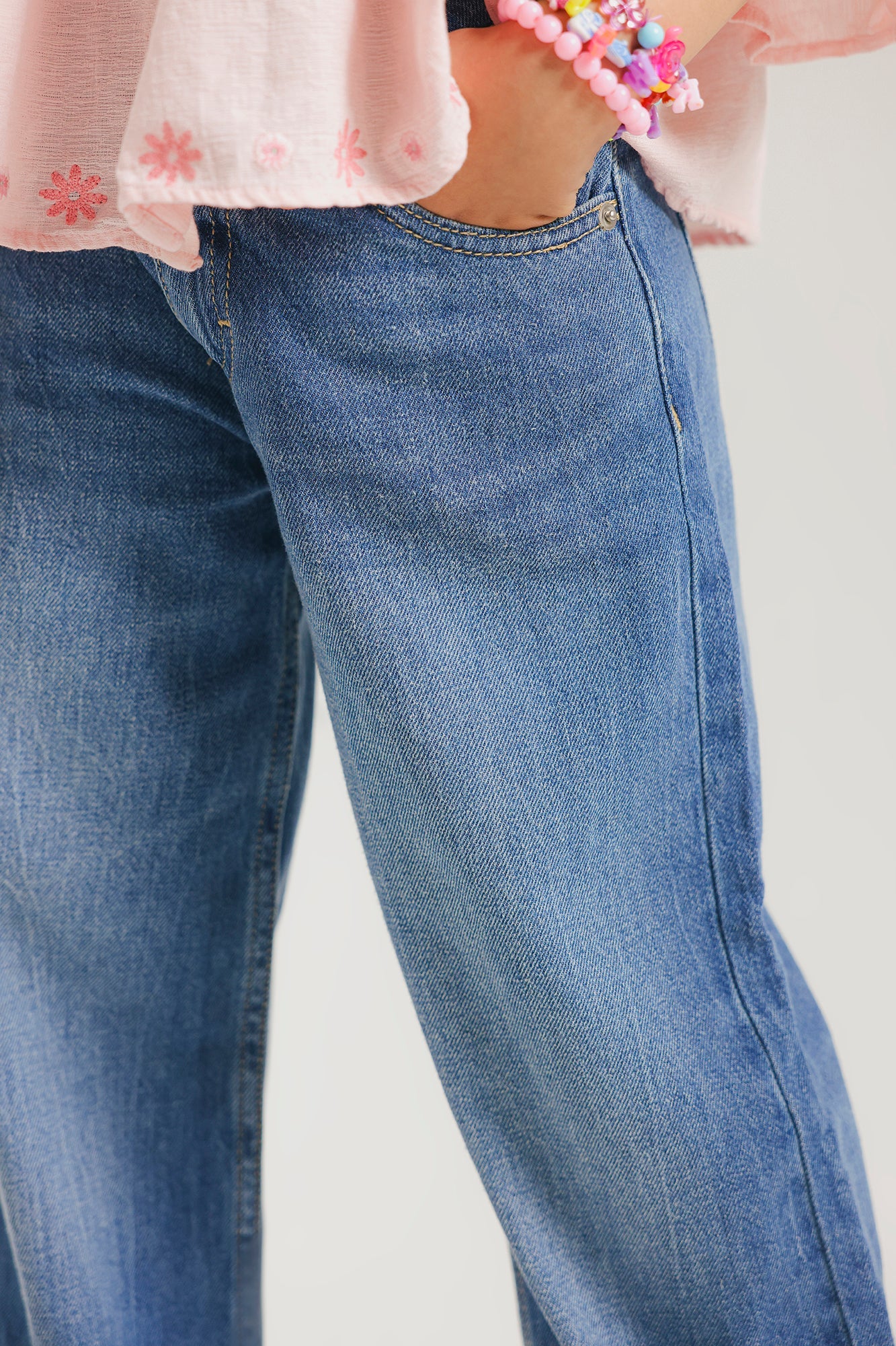 JEANS (E2053/401/622)