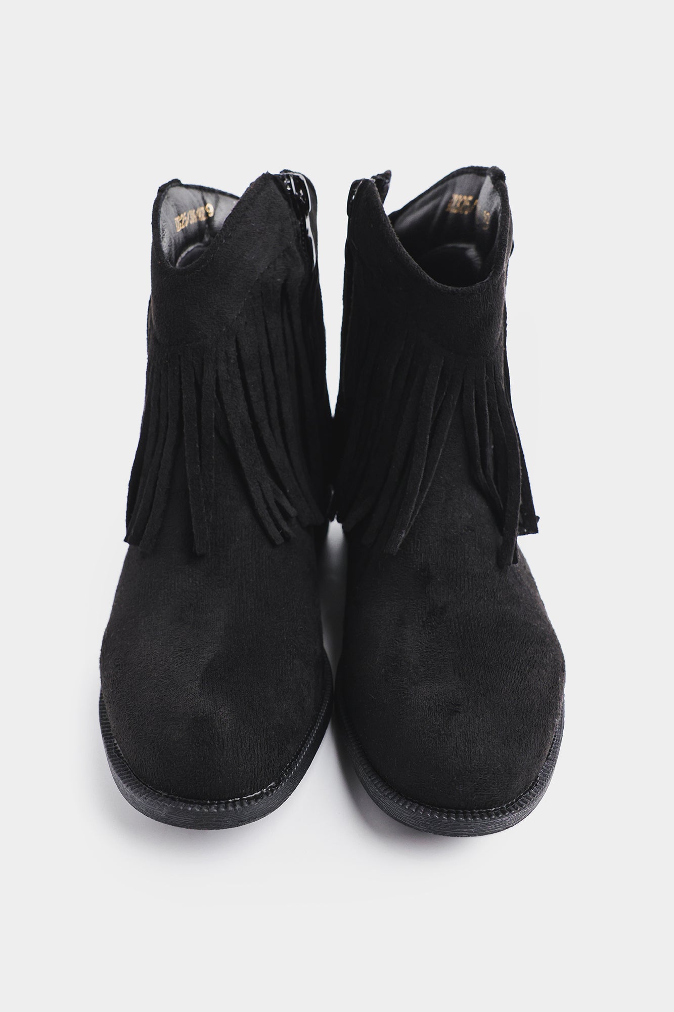 BOOT (E2325/309/902)