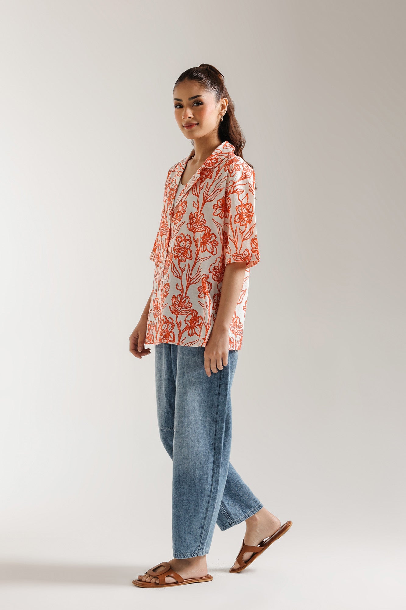 BUTTON DOWN SHIRT (E2354/108/206)