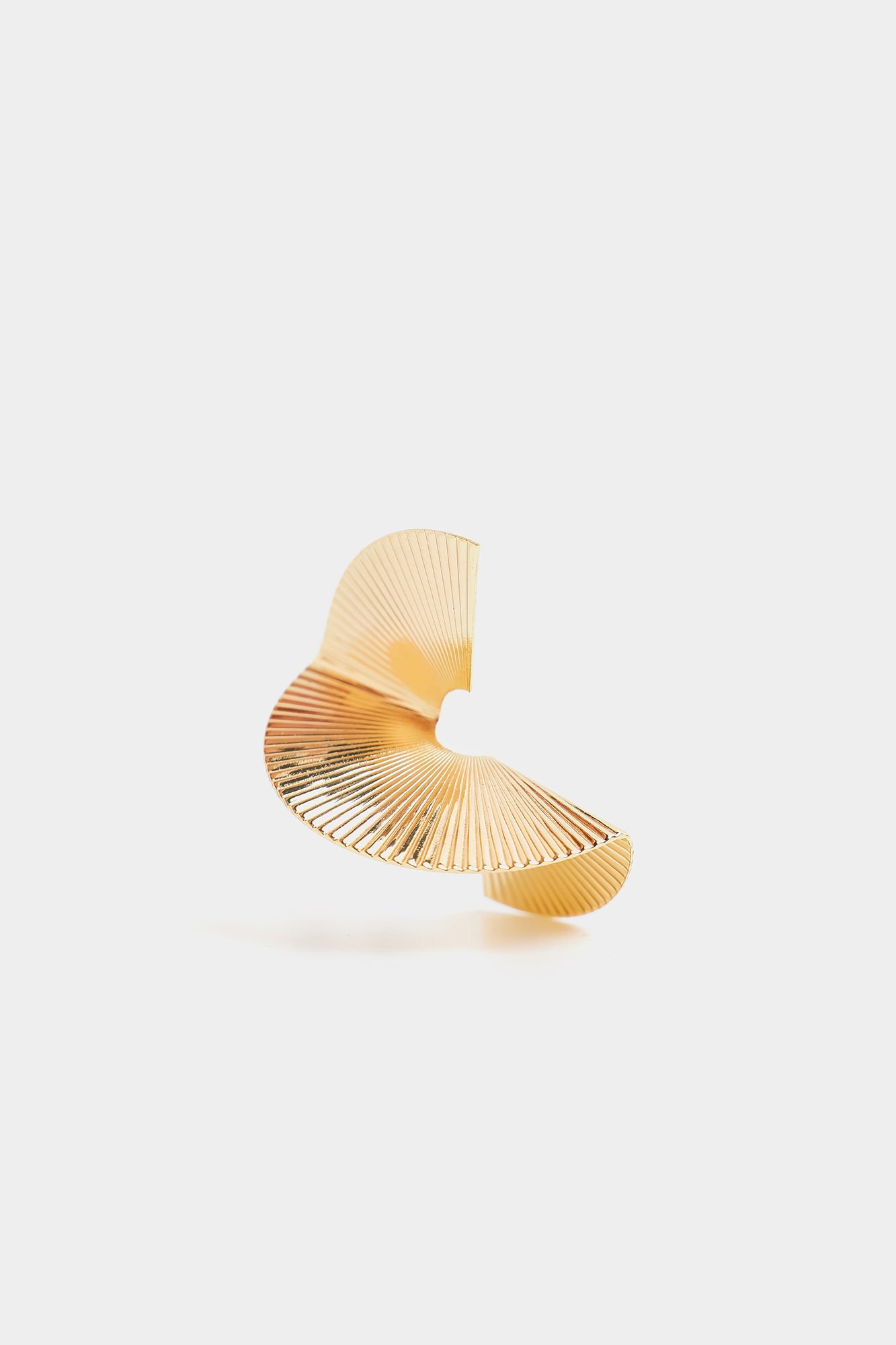 EARRINGS (E2693/110/131)