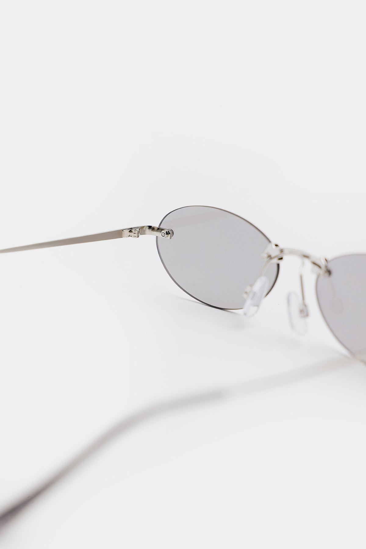 SUNGLASSES (E2897/111/909)