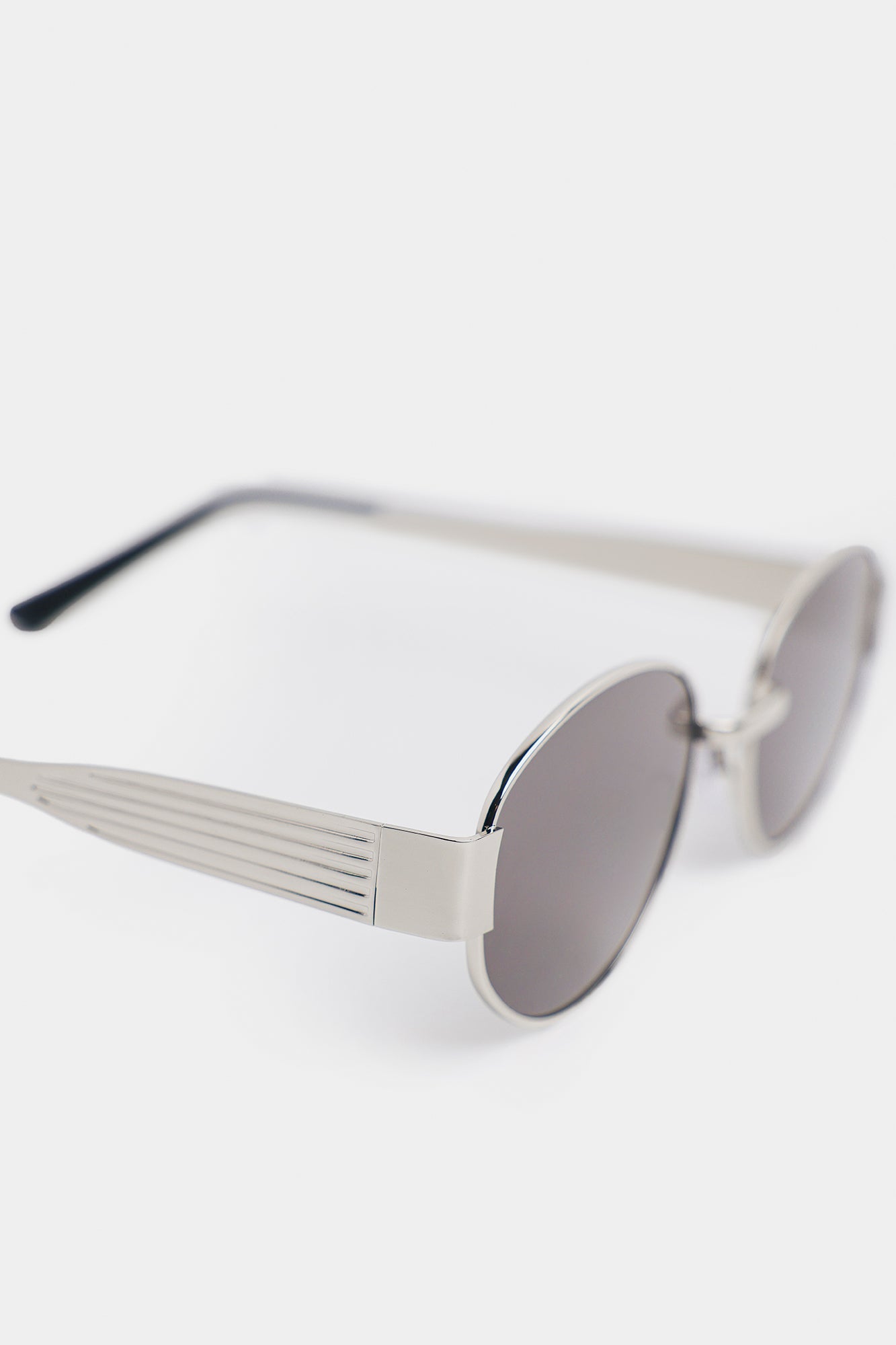 SUNGLASSES (E2900/111/901)