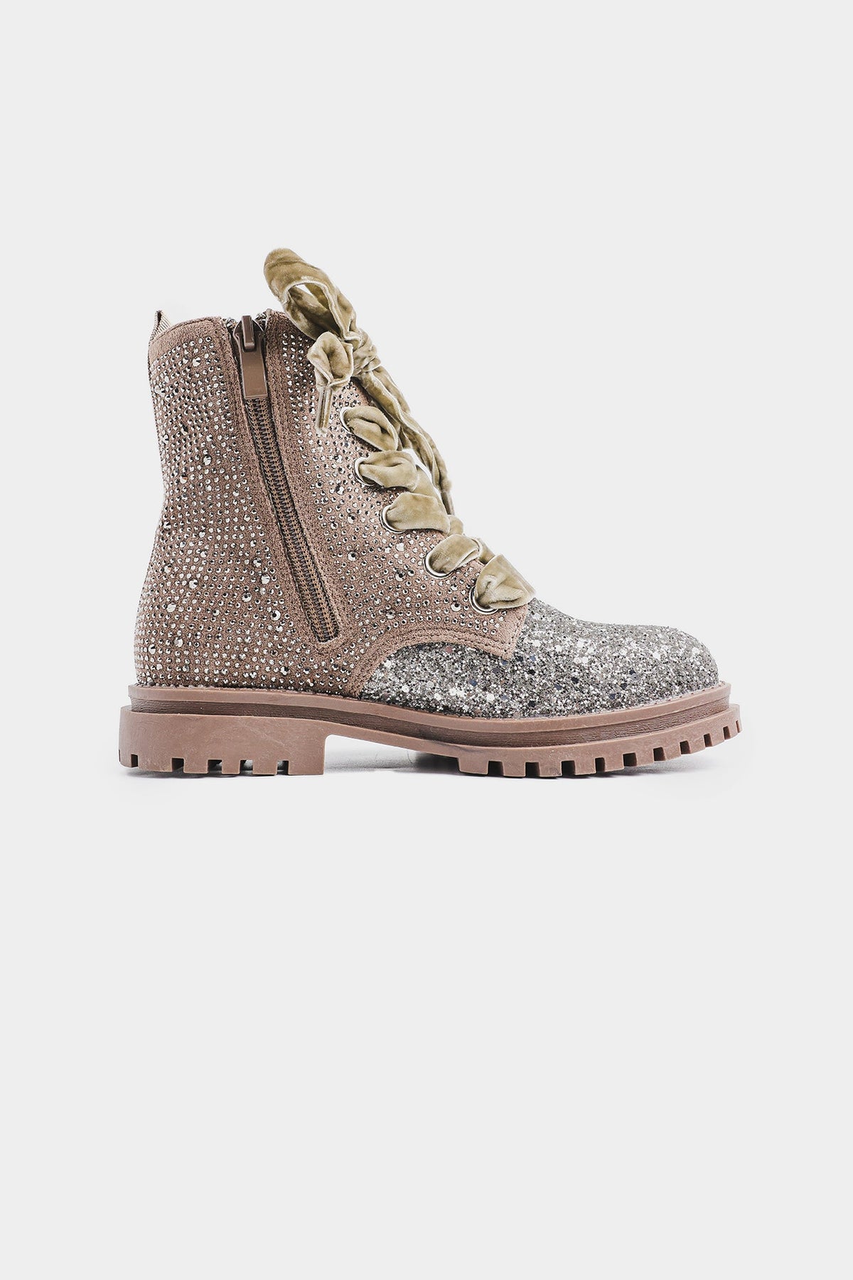 BOOT (E2938/409/801)