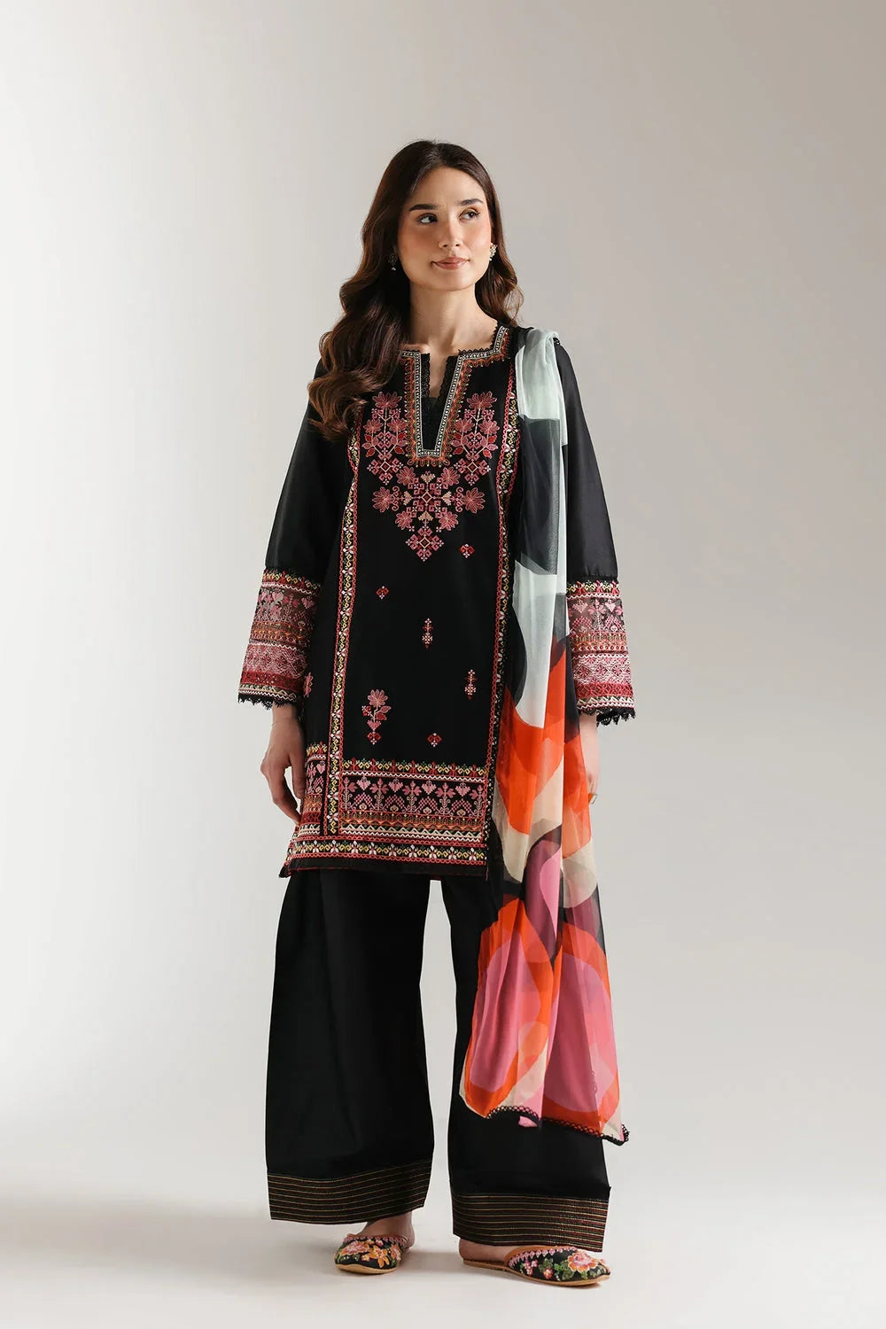 EMBROIDERED SUIT E3036/103/902 (RTS)