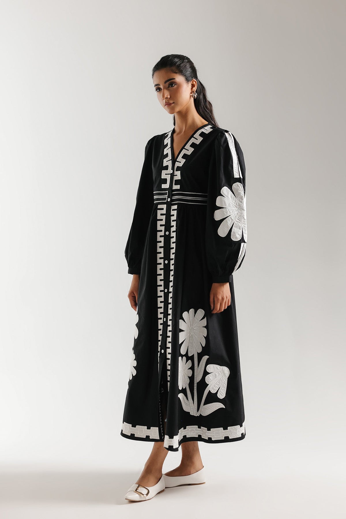 DRESS (E3075/108/901)