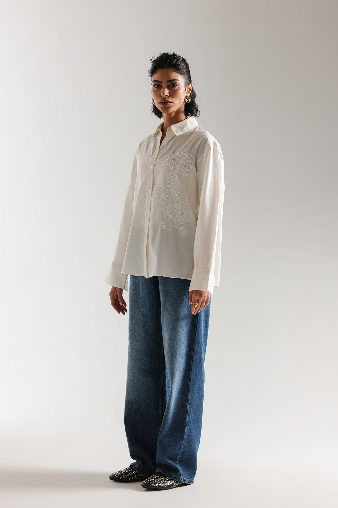 EMBROIDERED SHIRT (E3126/108/002)