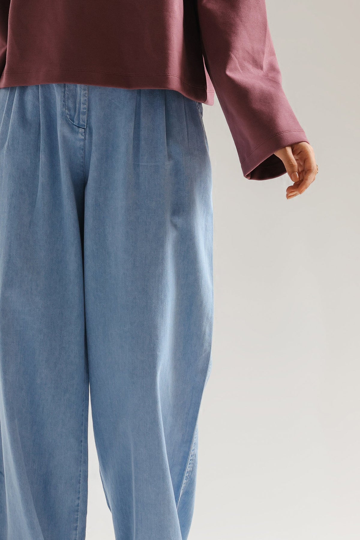 JEANS (E3158/108/627)