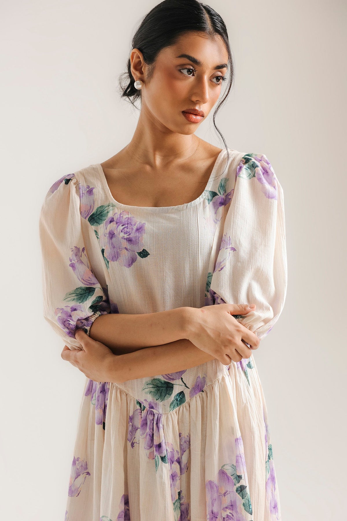DRESS (E3305/108/004)