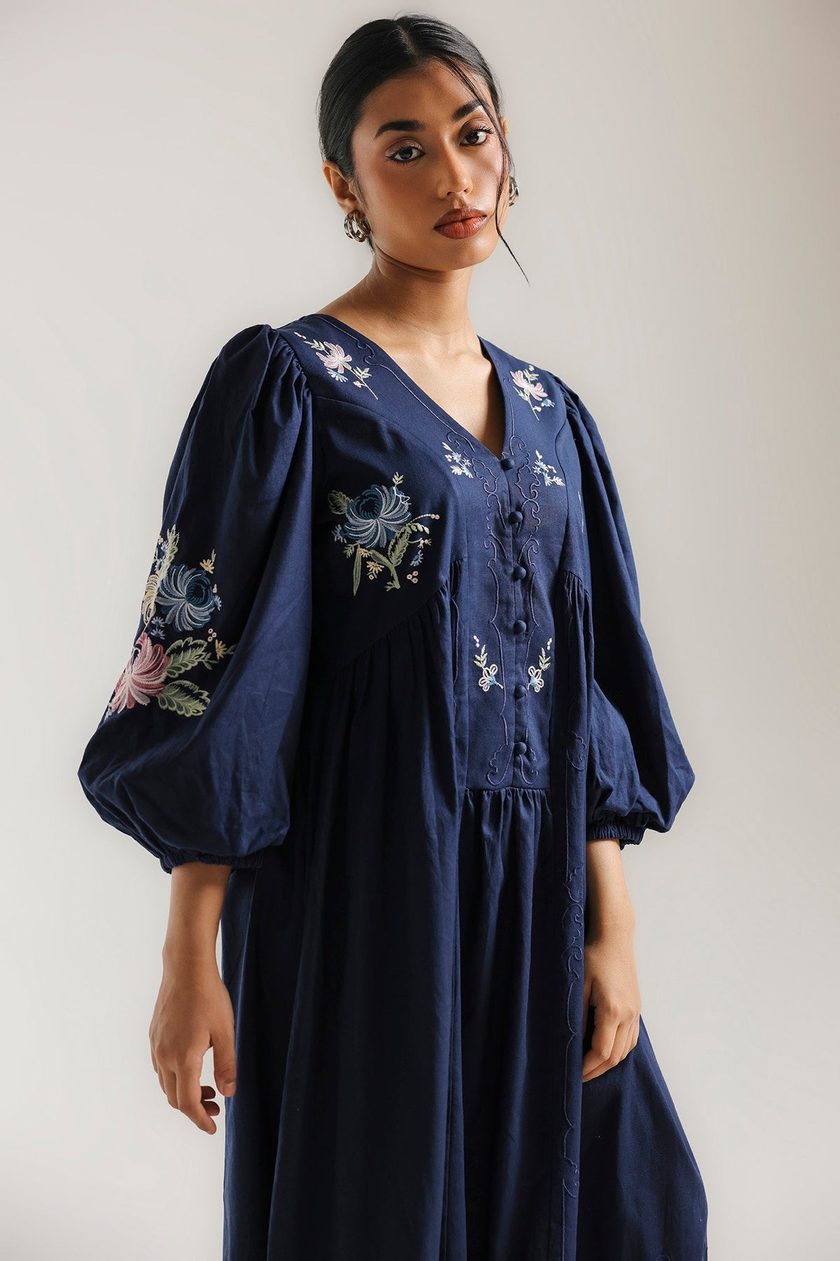 DRESS (E3328/108/619)