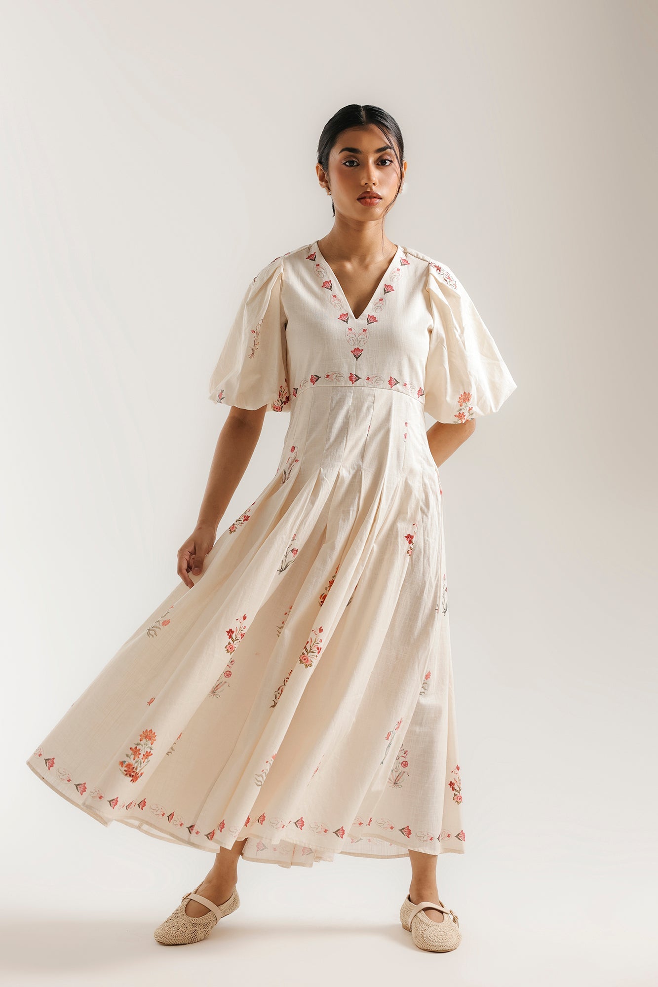 DRESS (E3345/108/002)