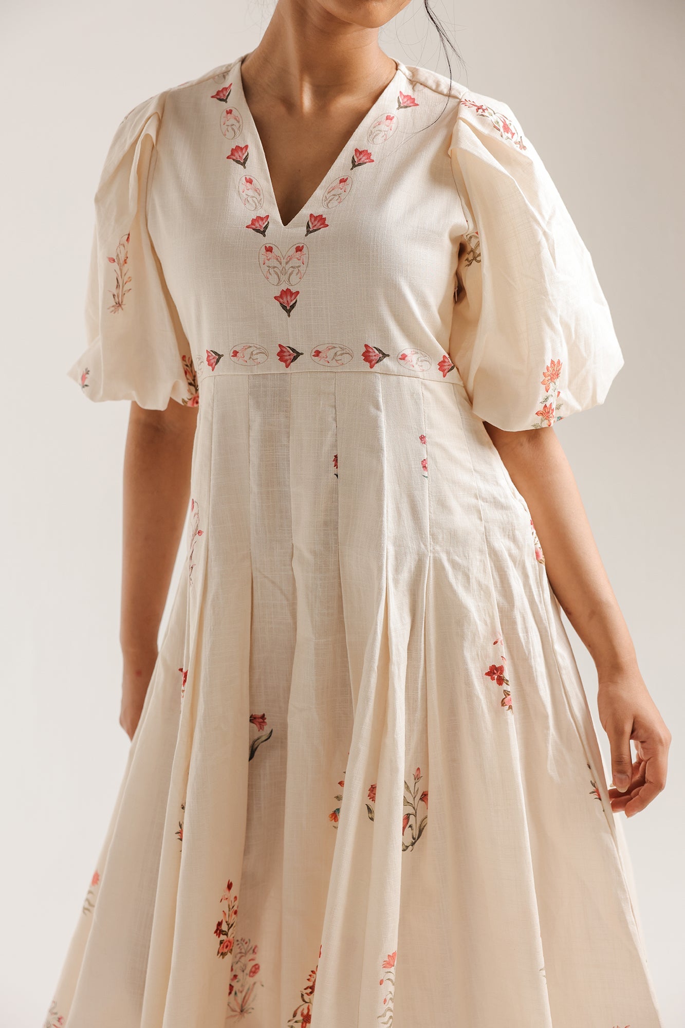 DRESS (E3345/108/002)