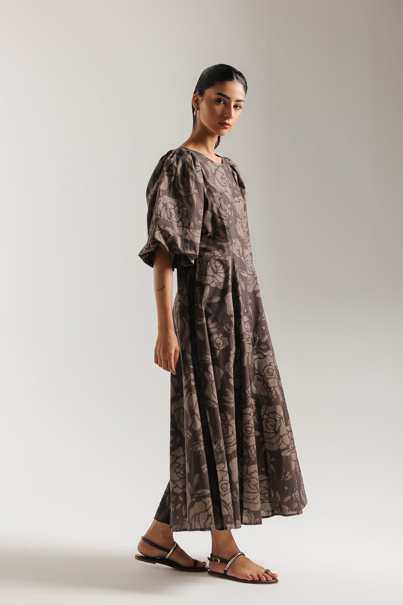 DRESS (E3346/108/802)