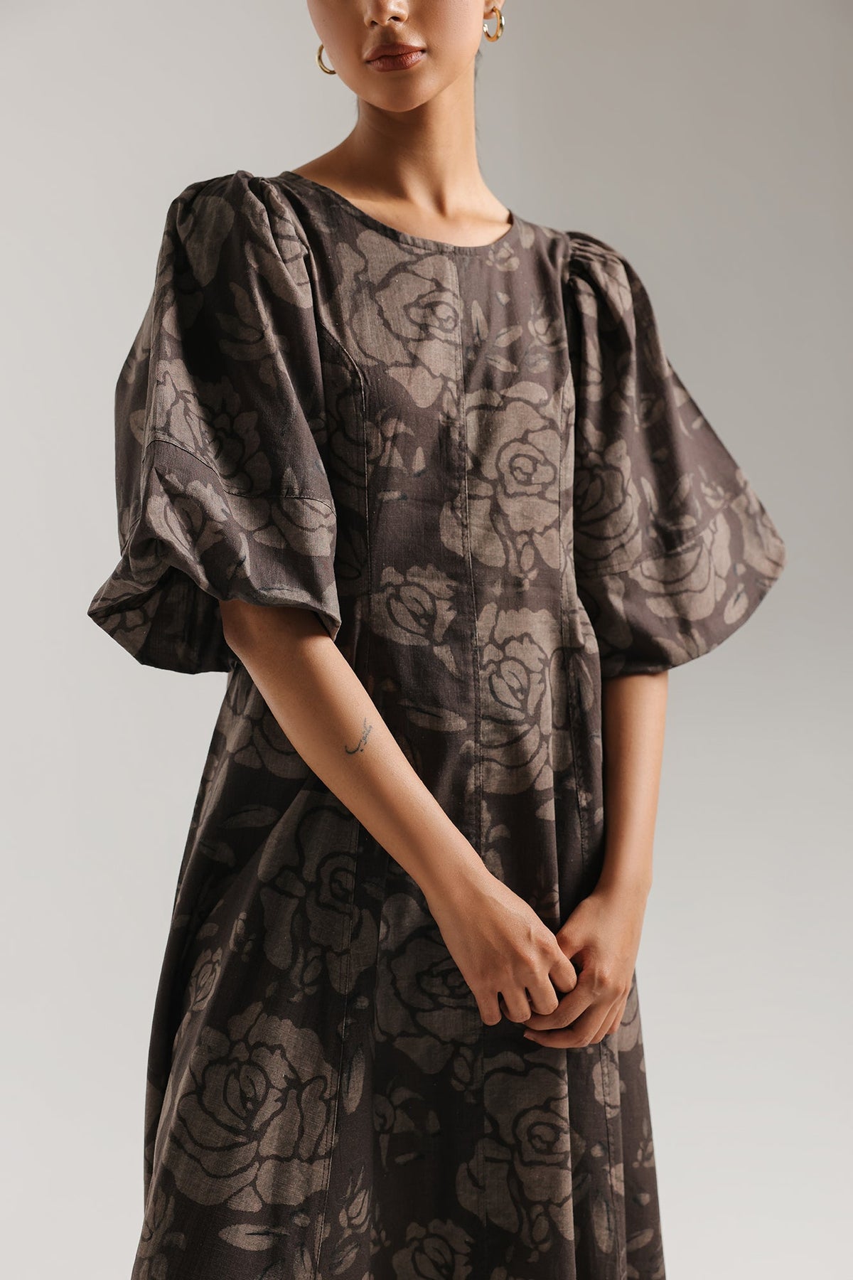 DRESS (E3346/108/802)