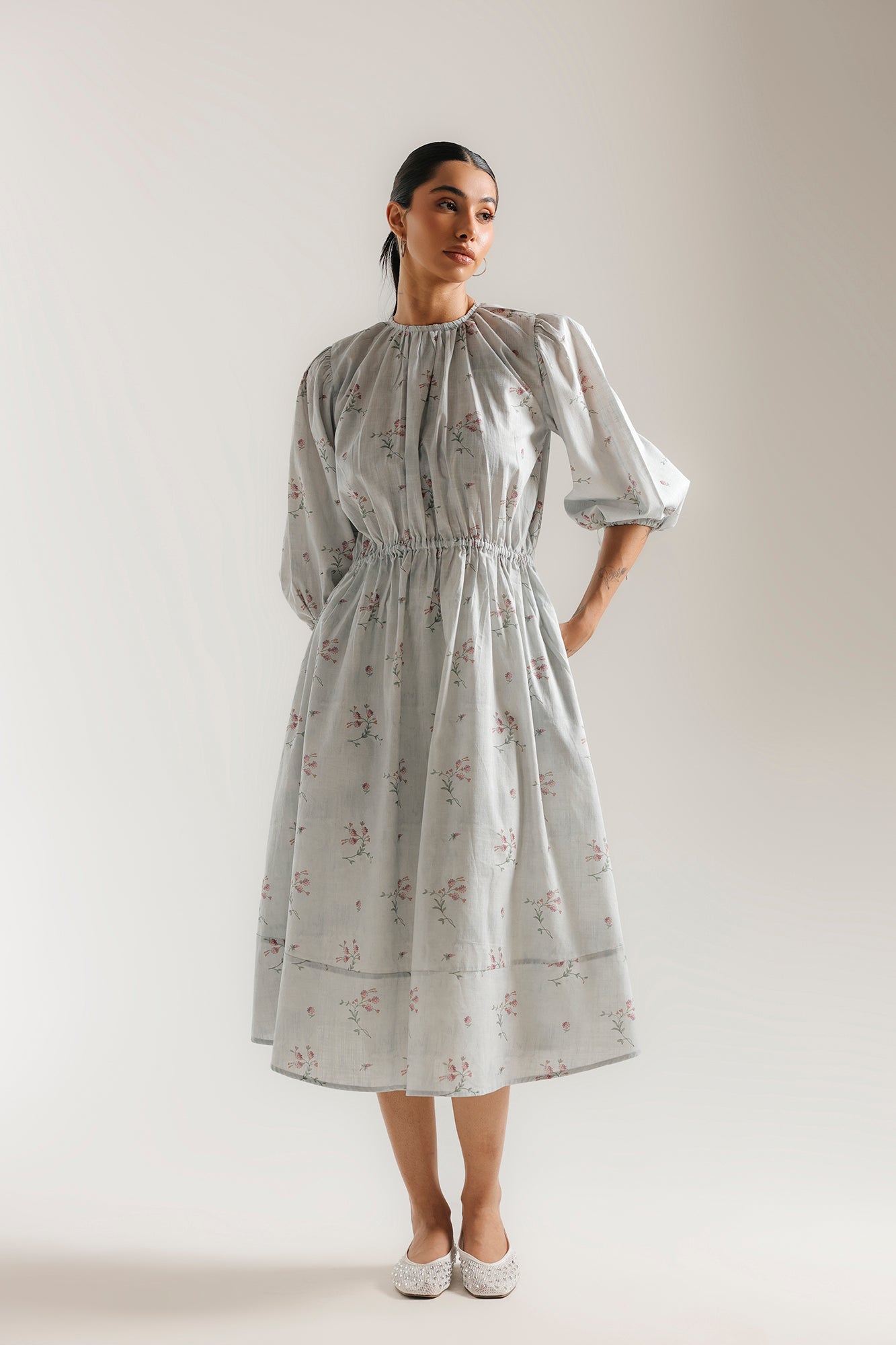 DRESS (E3347/108/617)