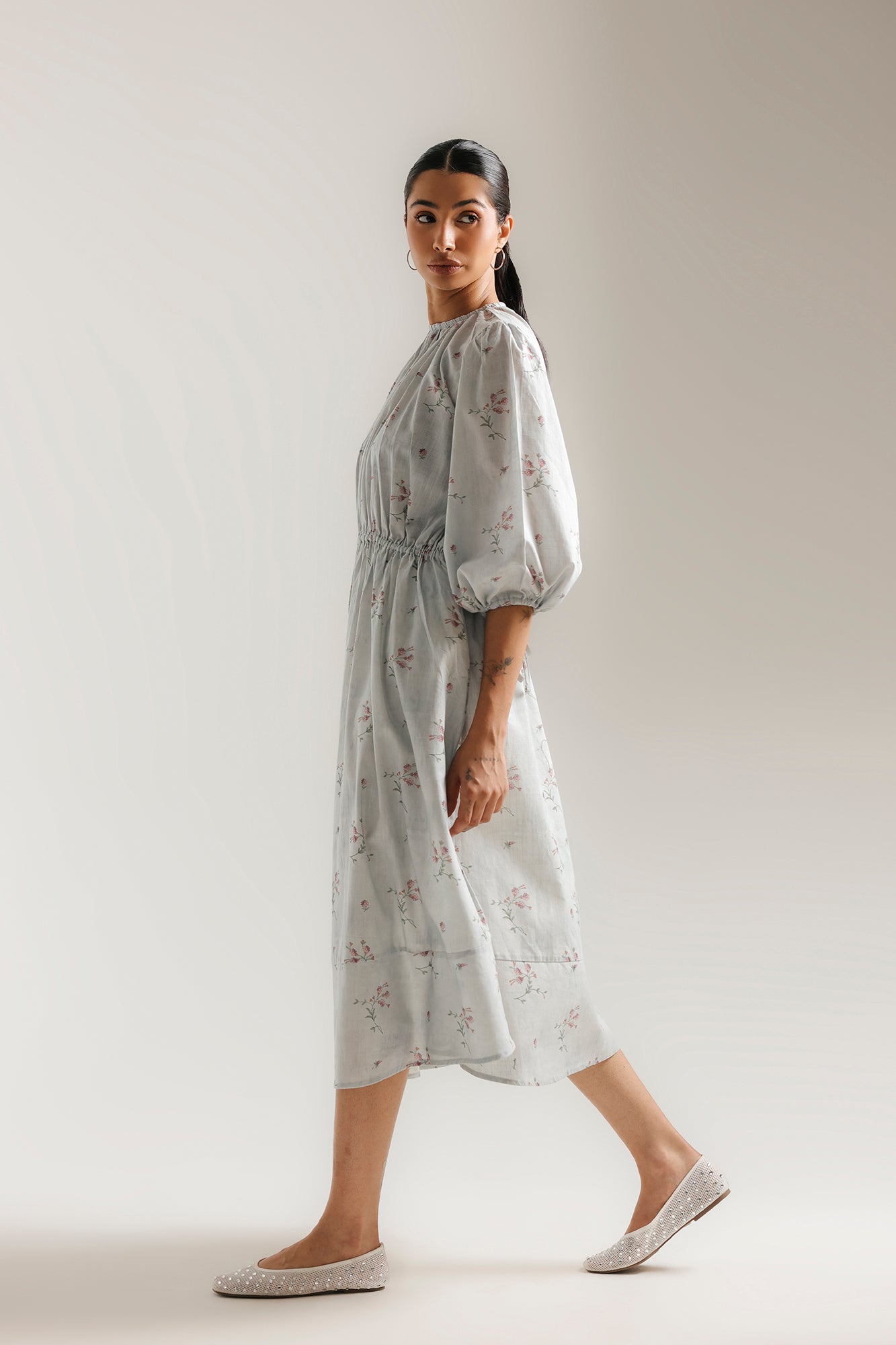DRESS (E3347/108/617)