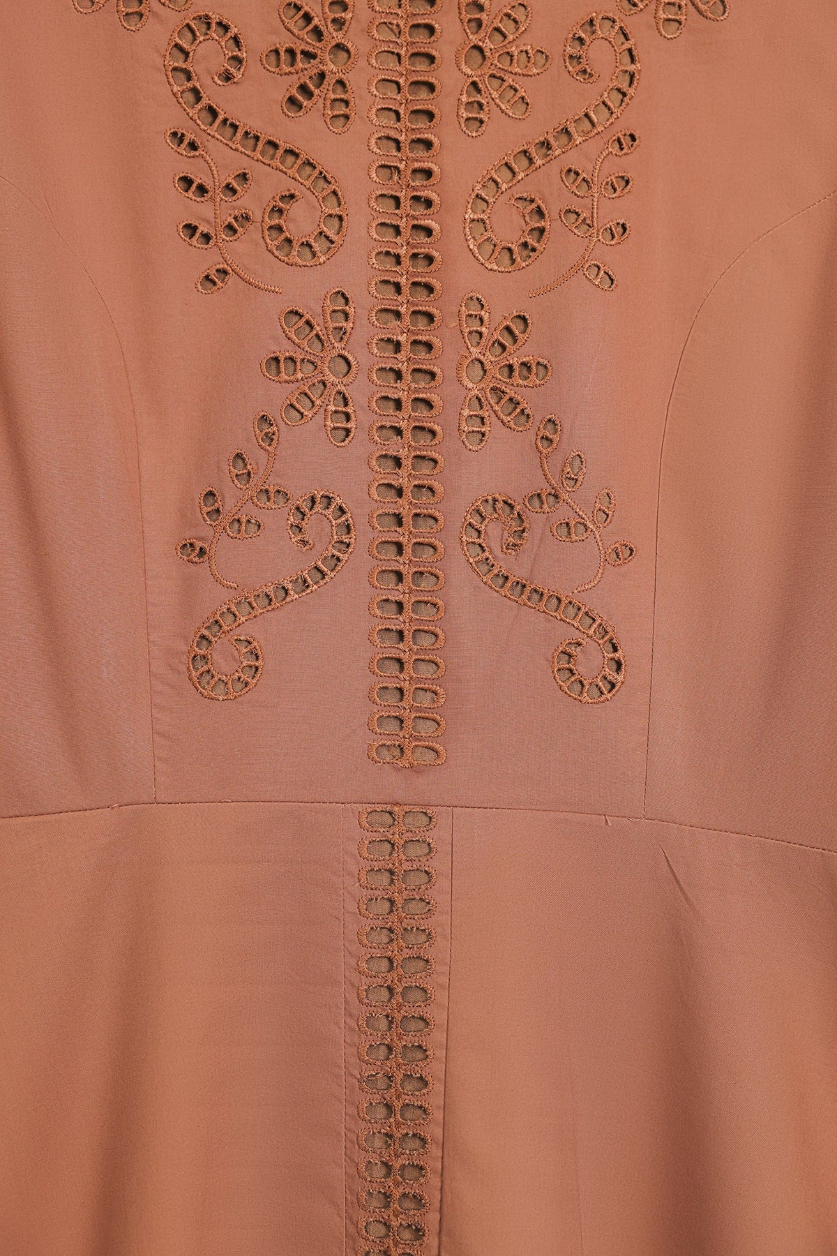 EMBROIDERED DRESS (E3350/108/805)