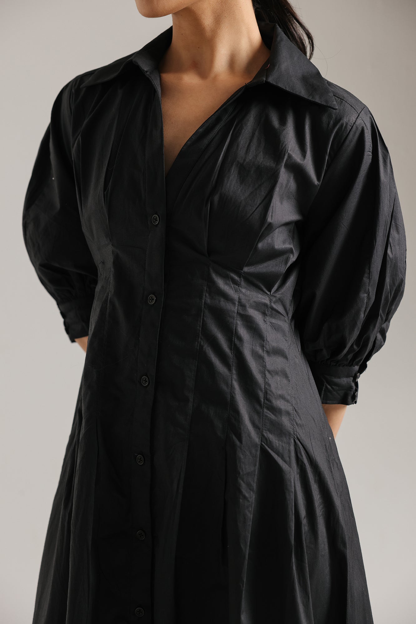 DRESS (E3351/108/902)