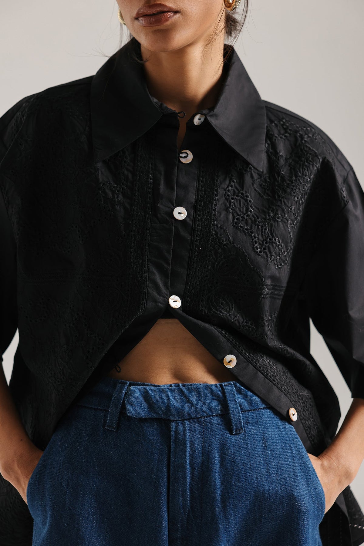 EMBROIDERED SHIRT (E3423/108/902)