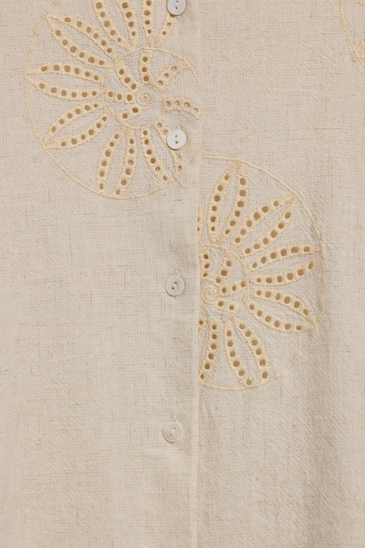 EMBROIDERED SHIRT (E3461/108/001)
