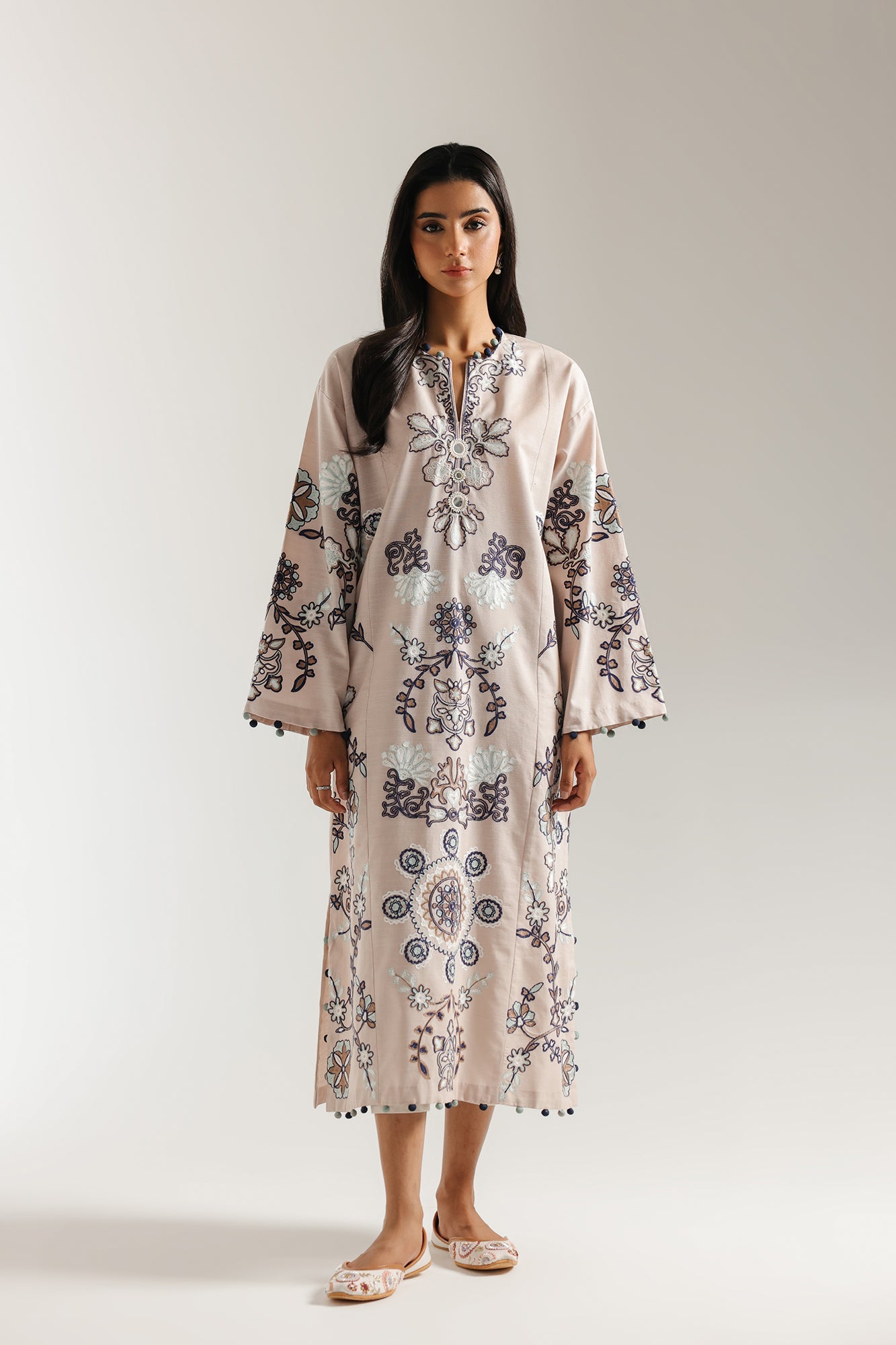 EMBROIDERED DRESS (E3609/103/809)