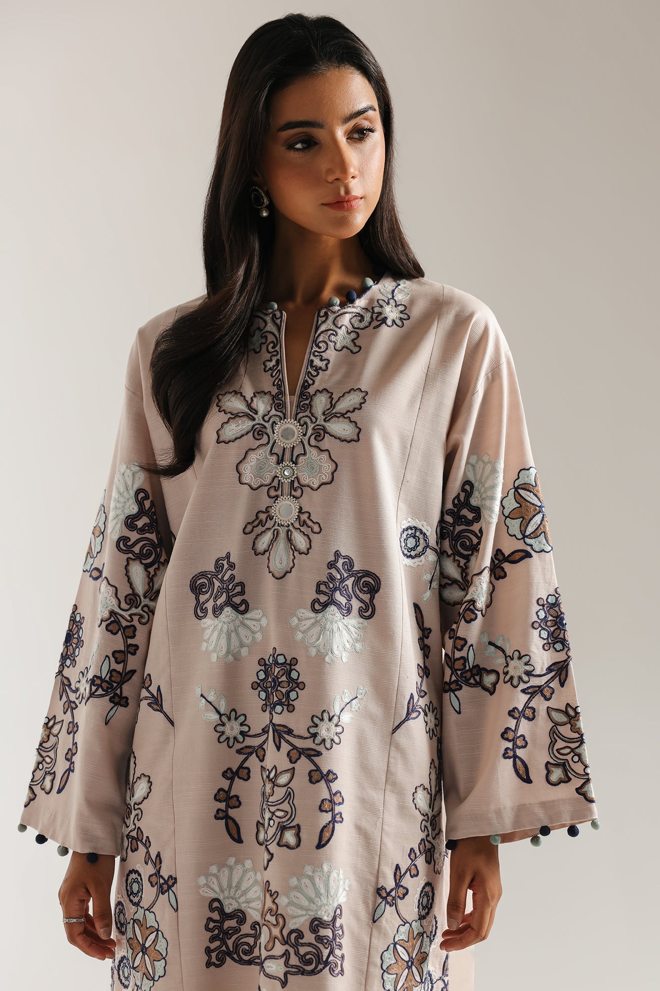 EMBROIDERED DRESS (E3609/103/809)