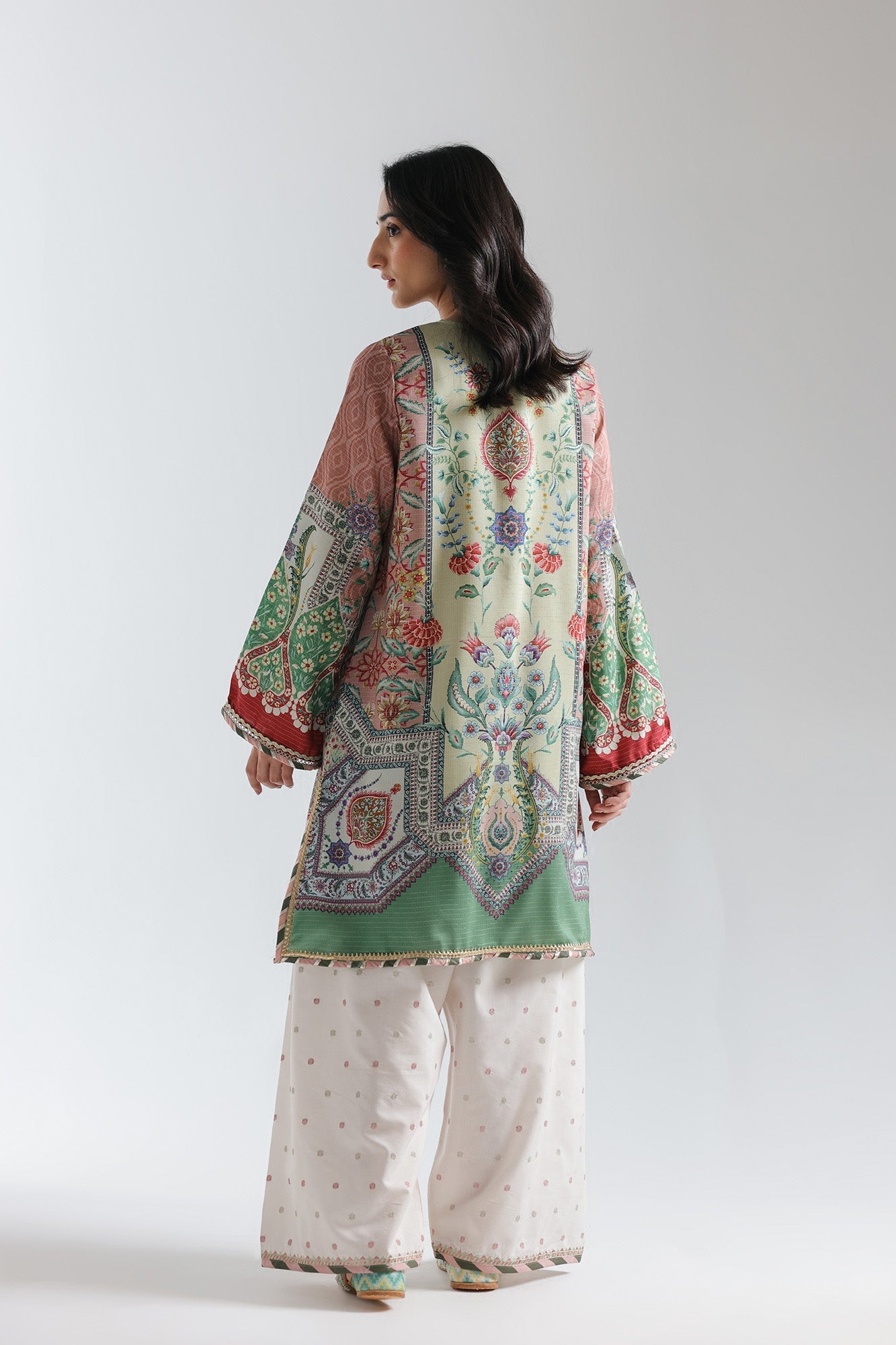 EMBROIDERED SUIT (E3640/103/719)