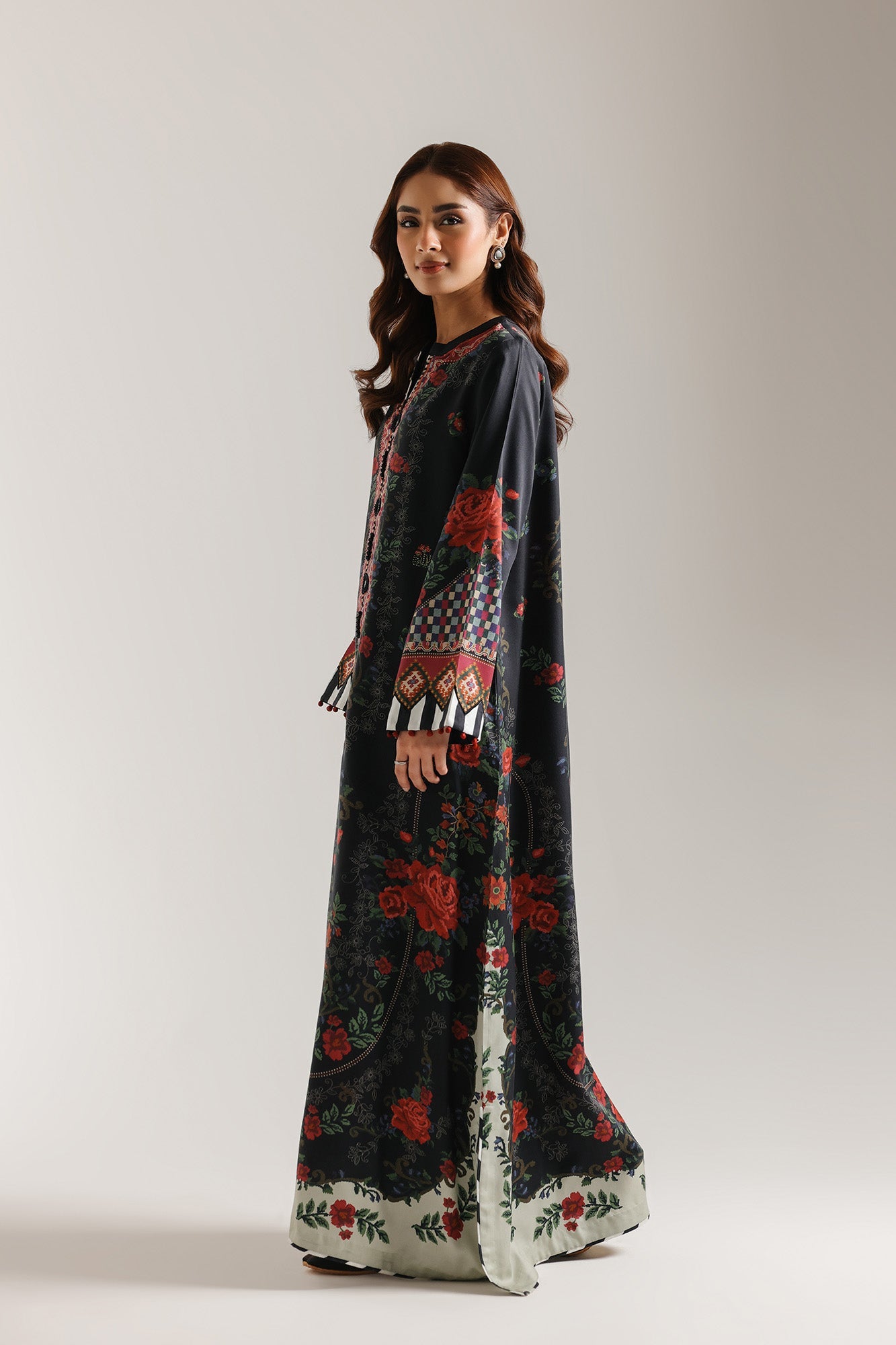 EMBROIDERED SHIRT (E3696/103/901)