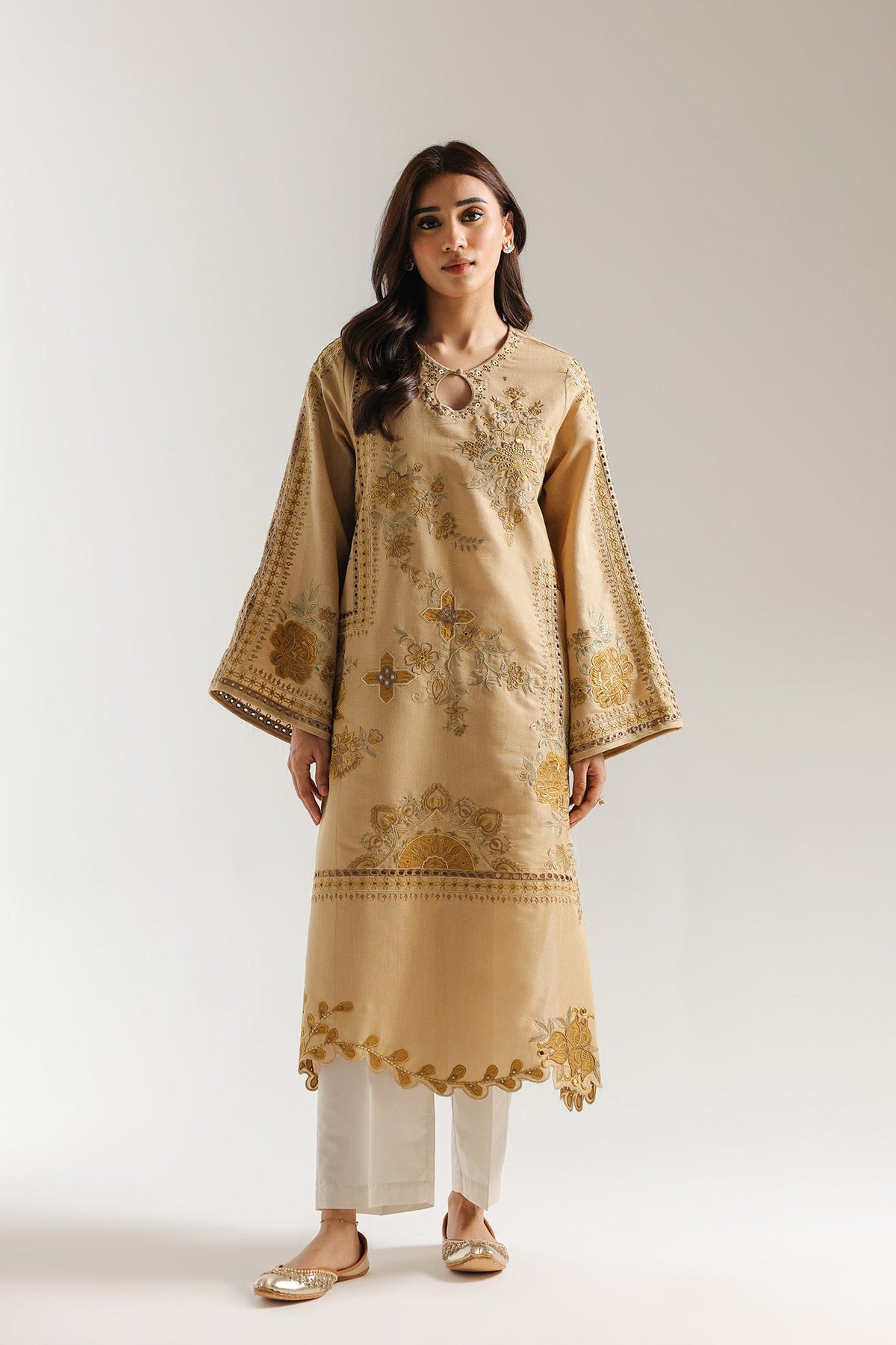 EMBROIDERED SUIT (E4023/103/114)