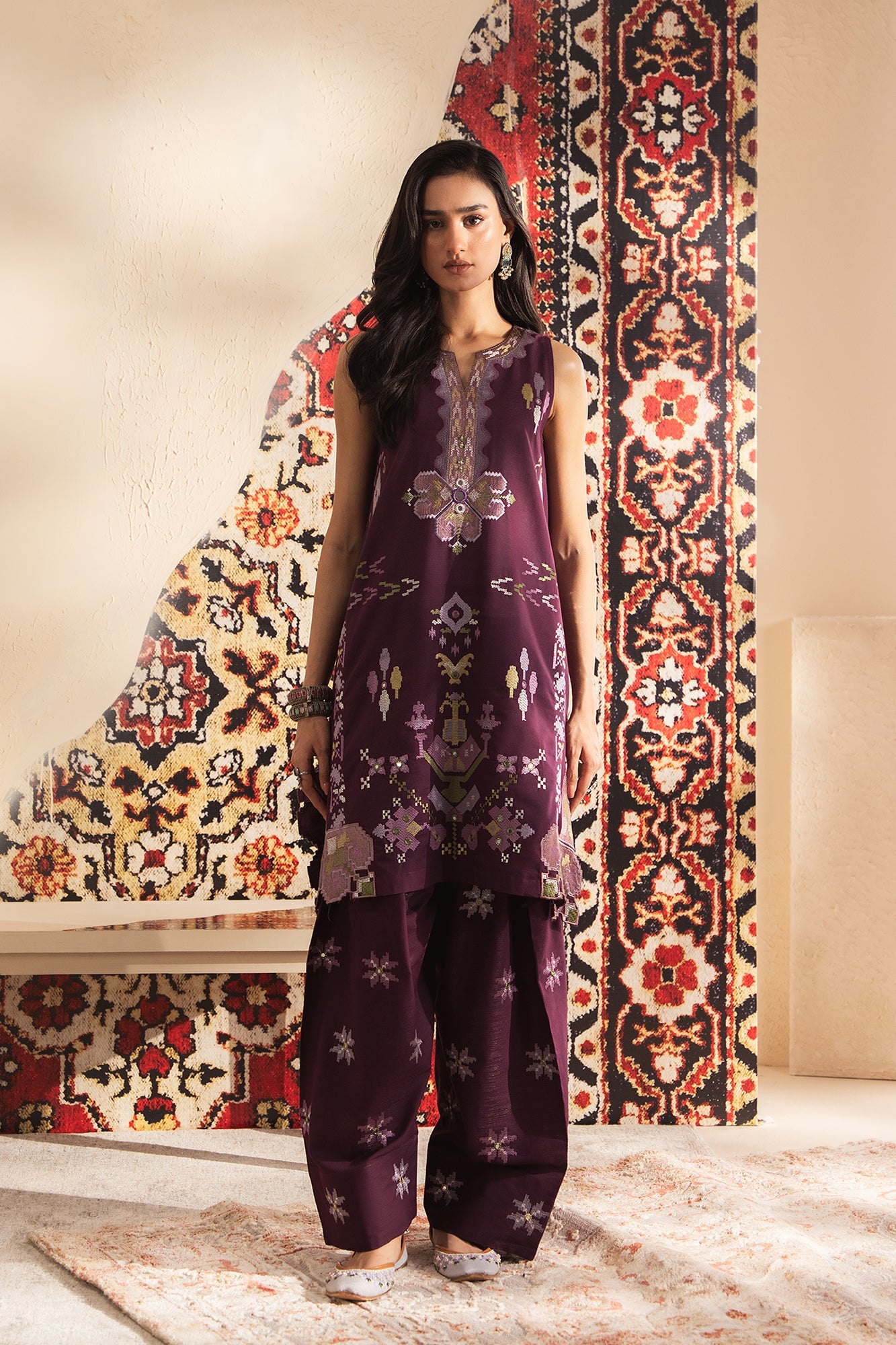 EMBROIDERED SUIT (E4029/103/403)