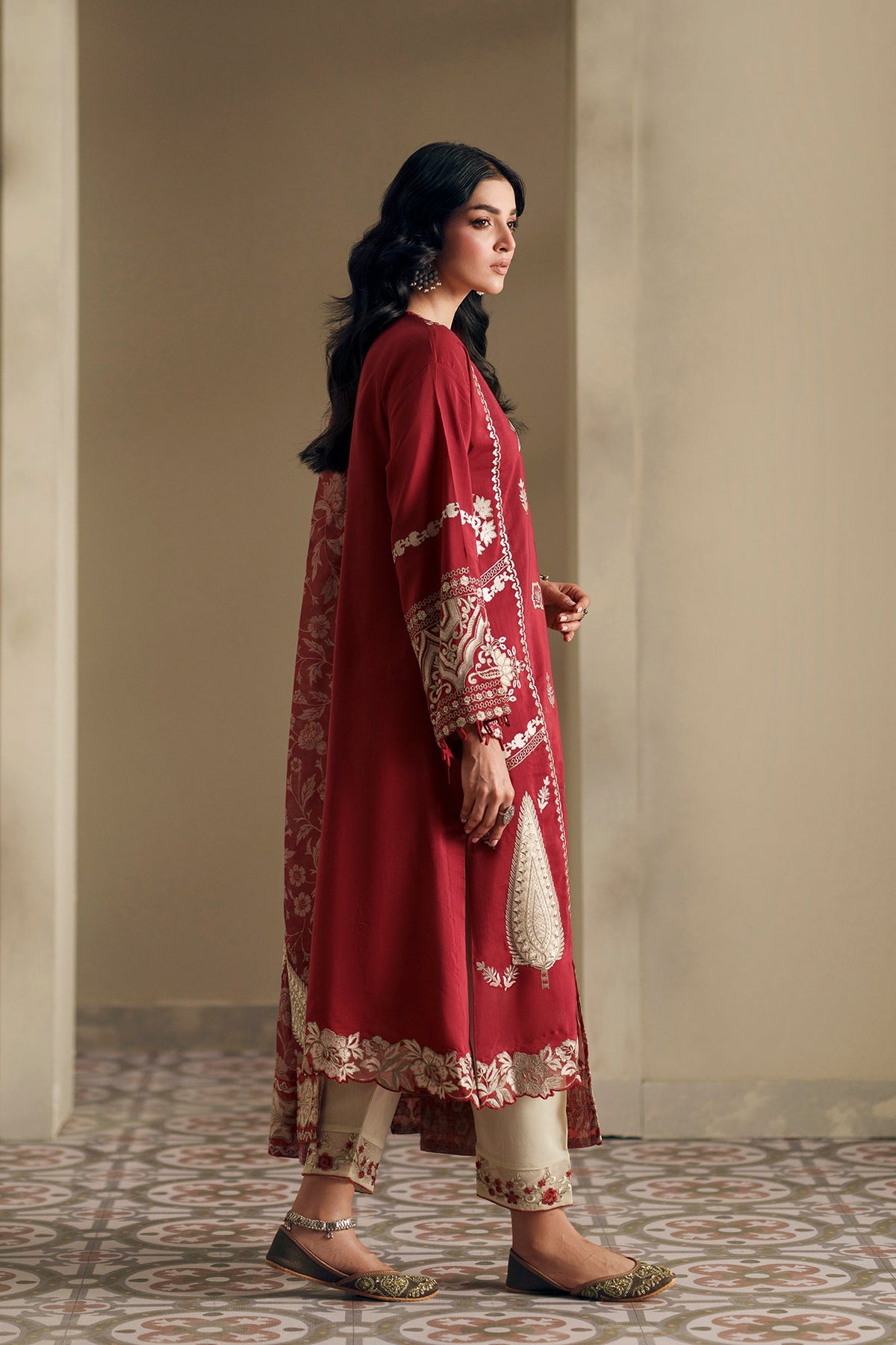 Ethnic
