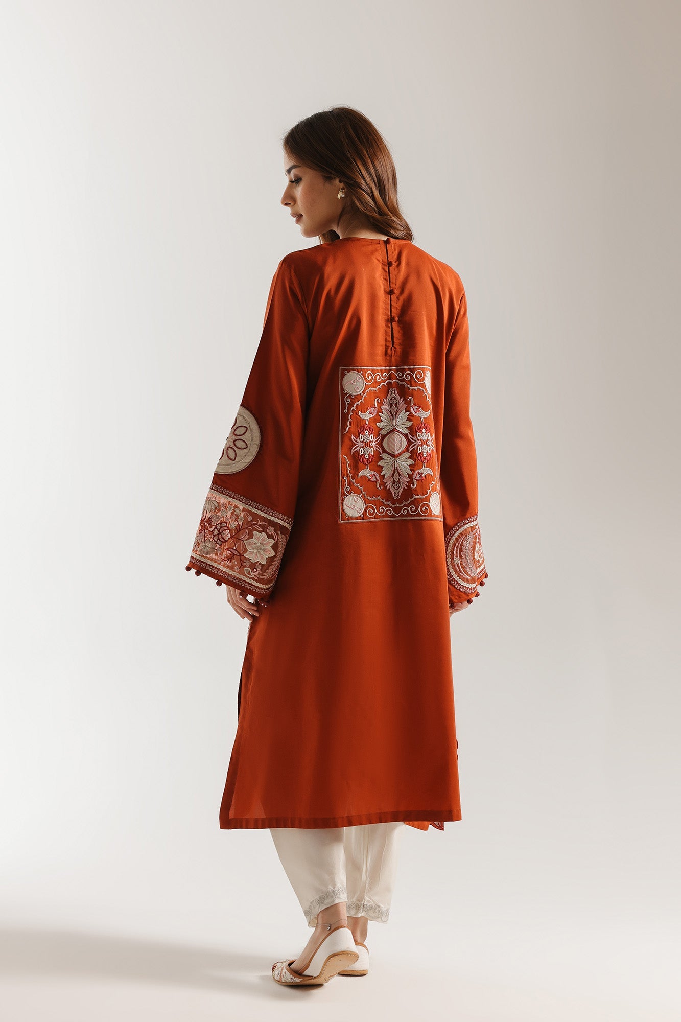 EMBROIDERED SUIT (E4156/103/205)