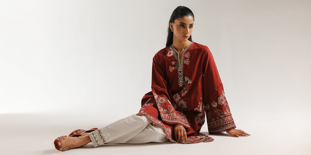 EMBROIDERED SUIT (E4169/103/414)