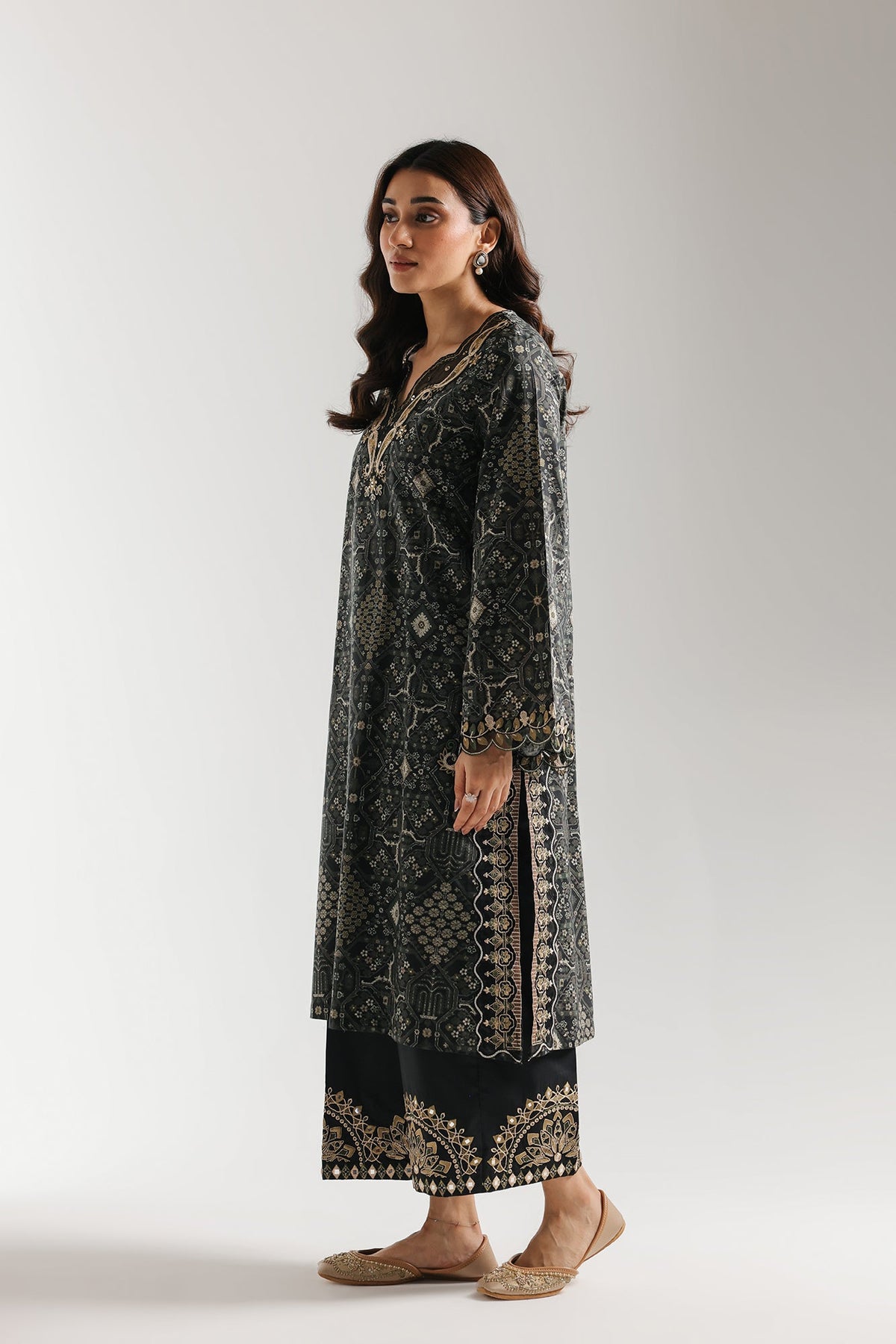 Ethnic