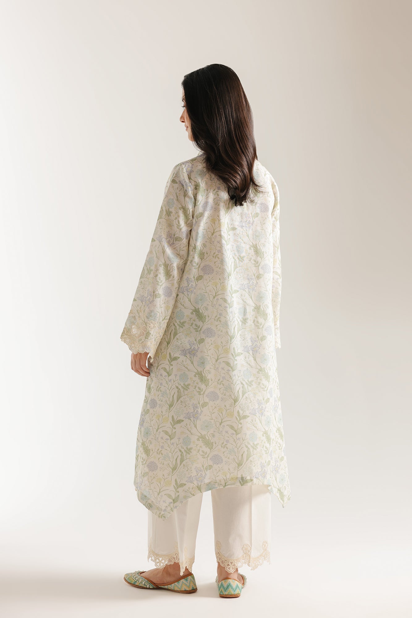 EMBROIDERED SUIT (E4182/103/005)
