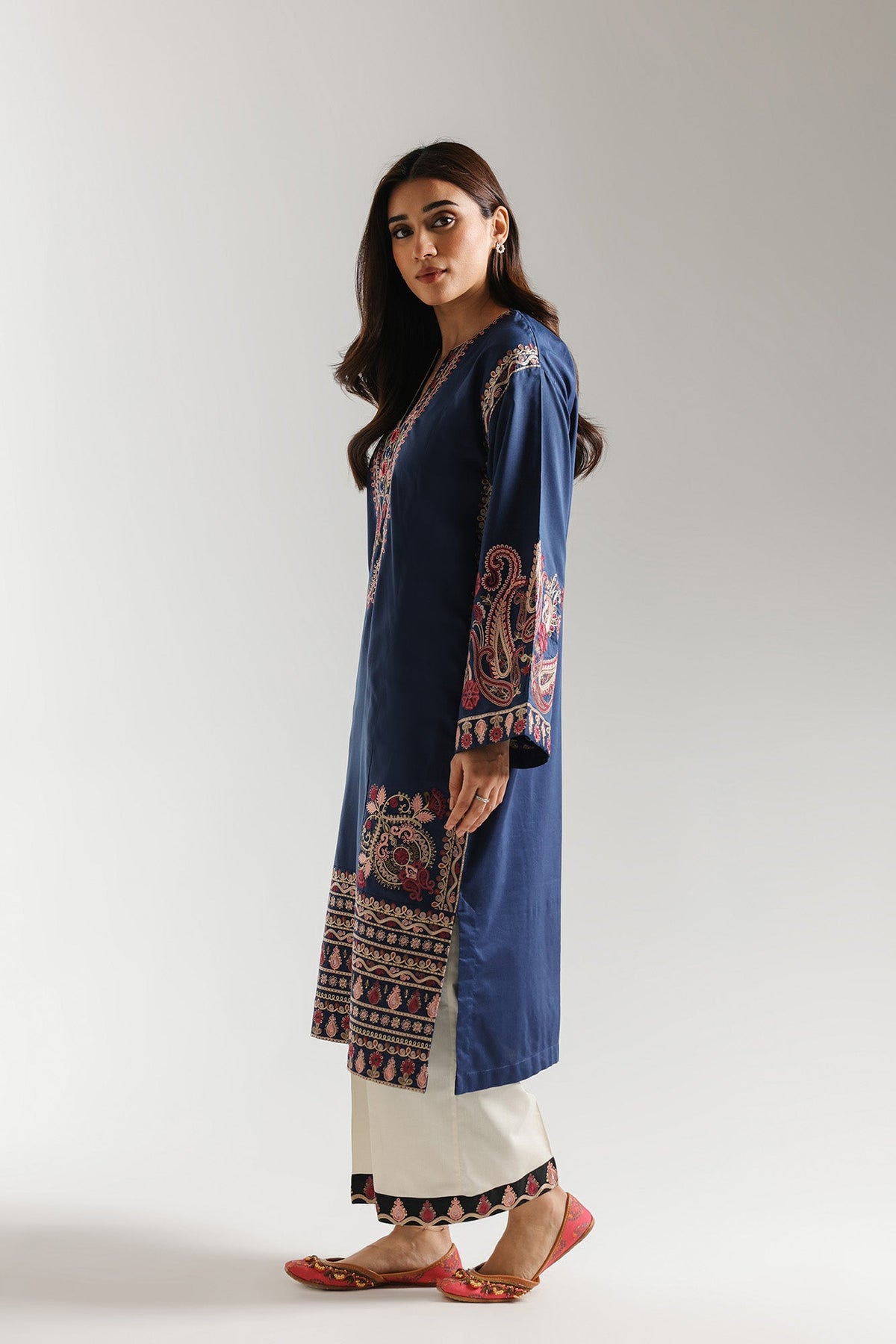 Ethnic