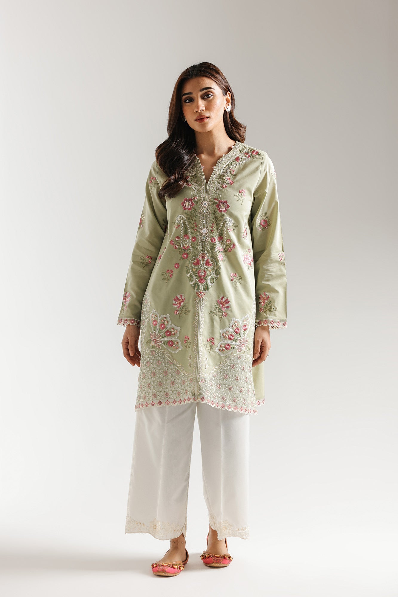 EMBROIDERED SUIT (E4237/103/127)