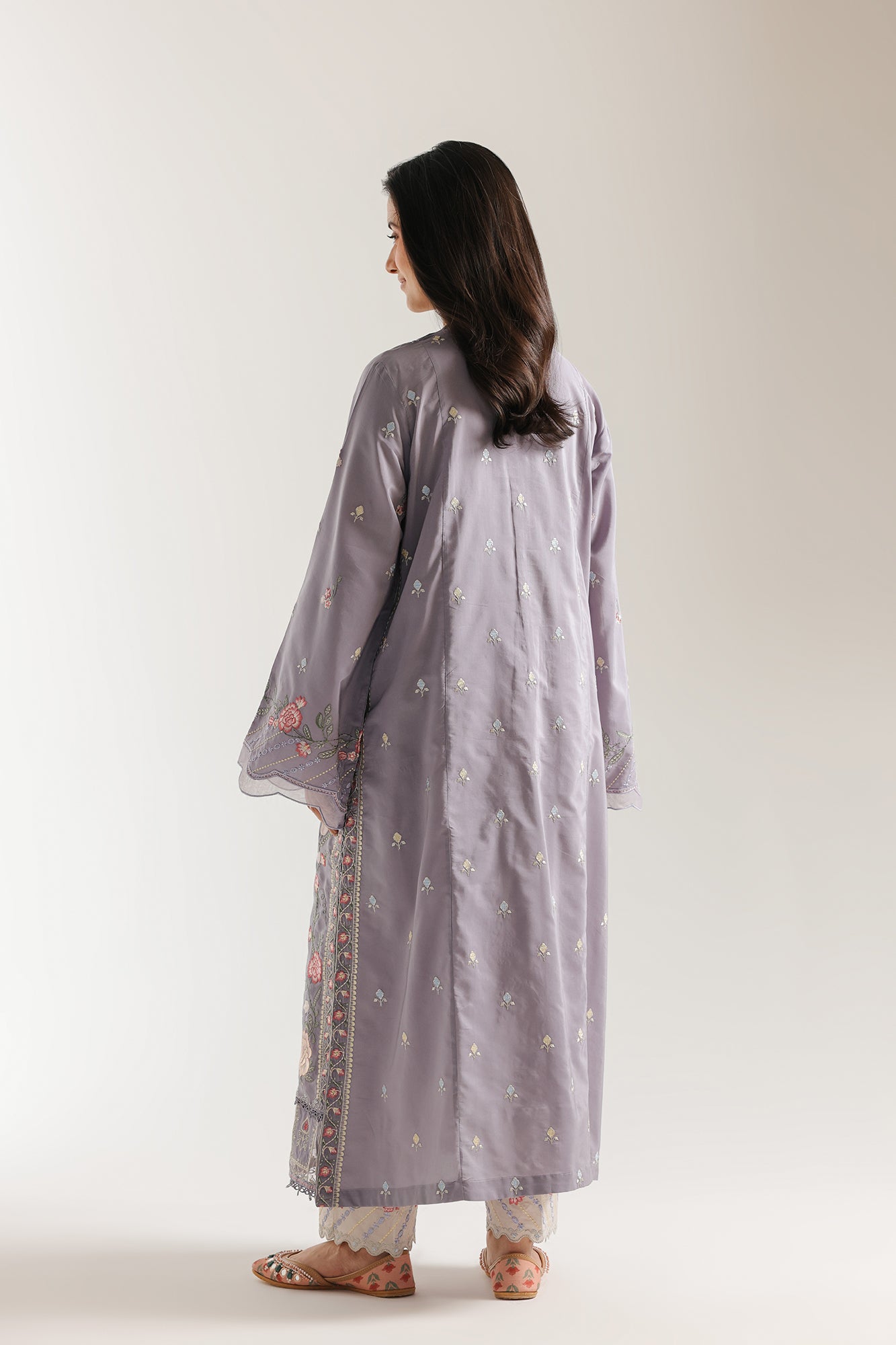 EMBROIDERED SUIT (E4249/103/634)