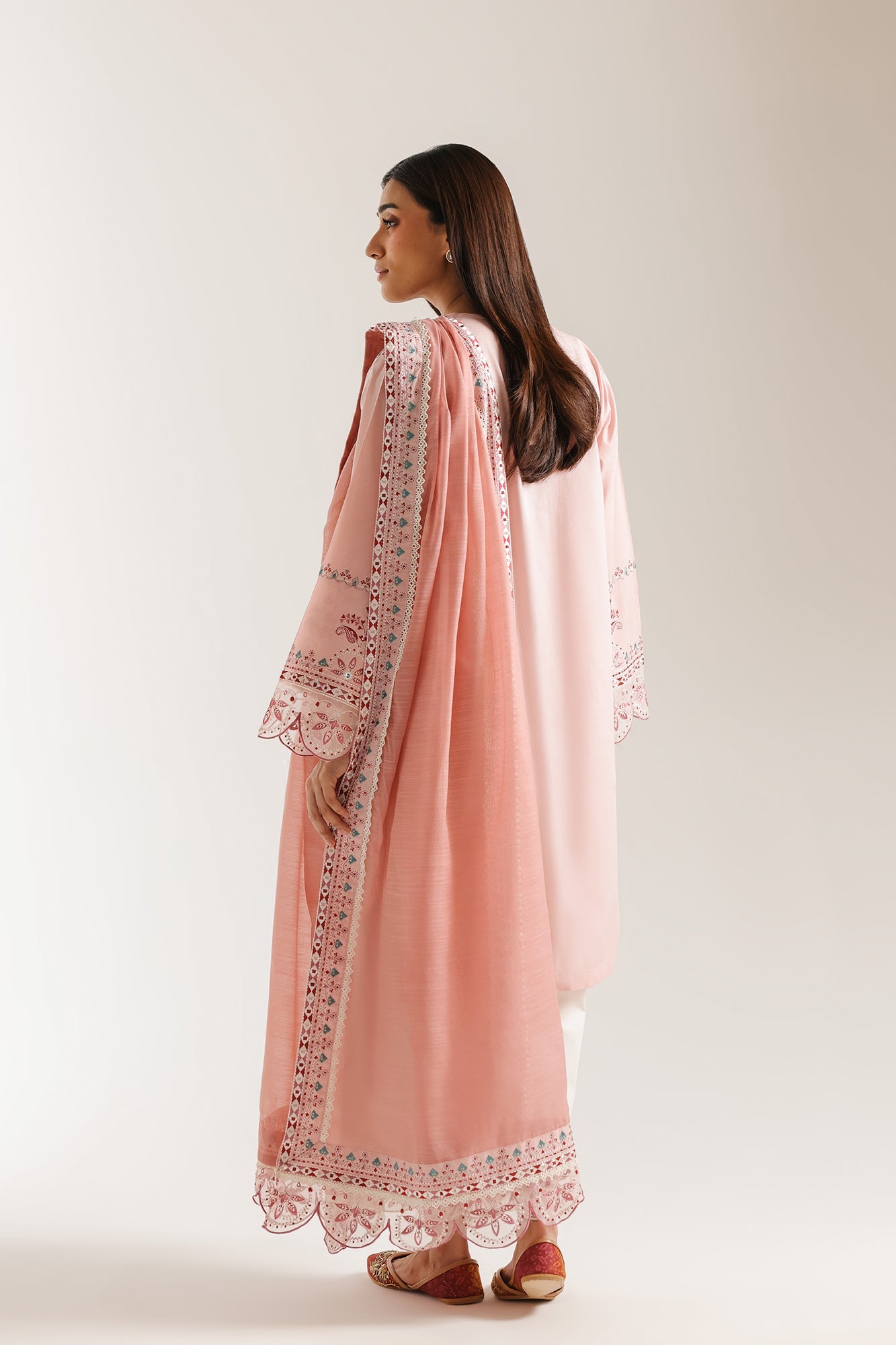 EMBROIDERED SUIT (E4276/103/427)