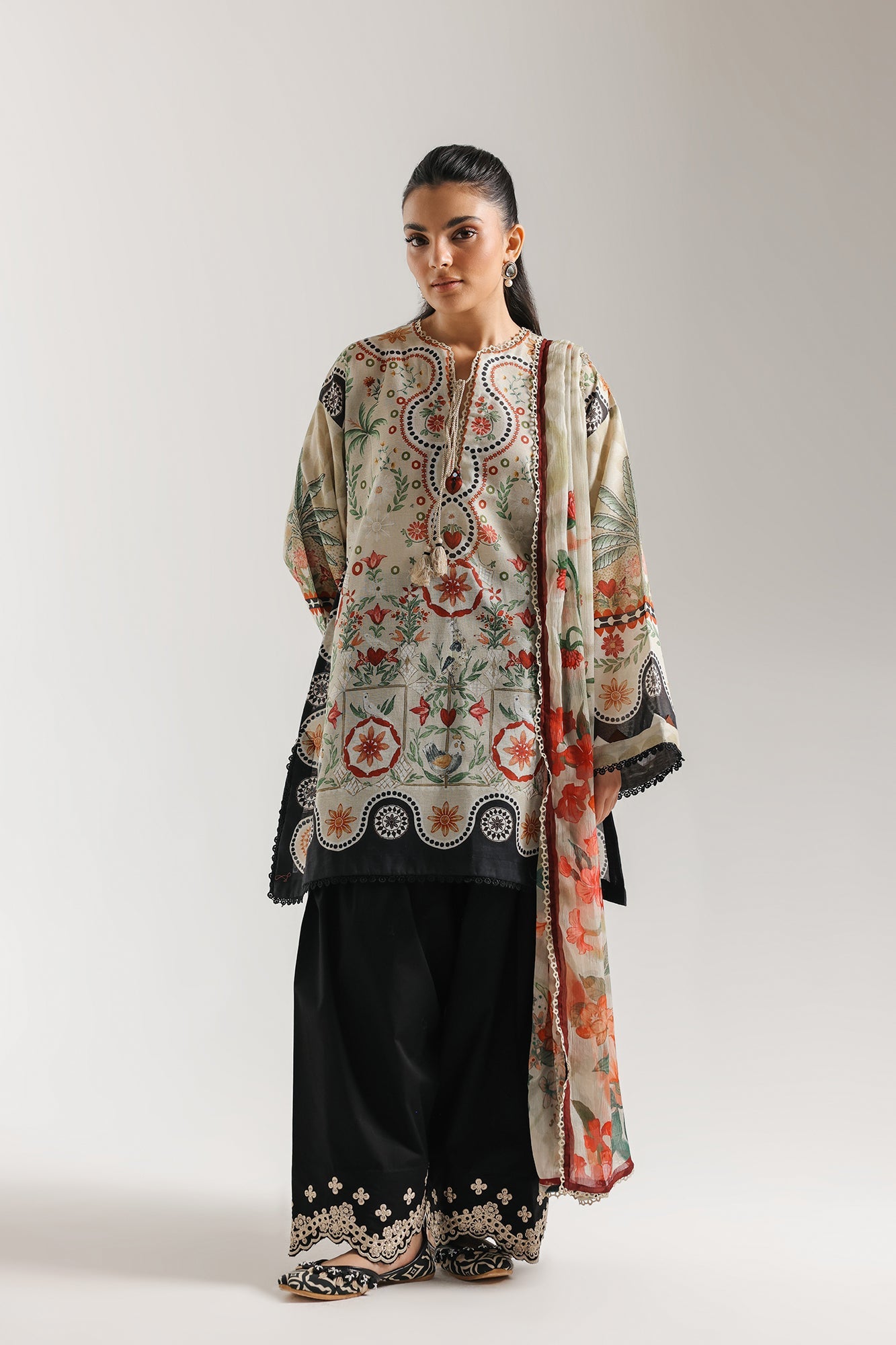 EMBROIDERED SUIT (E4326/103/113)